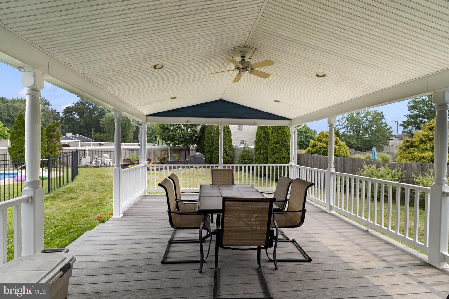 113 Greenfield Lane photo 43