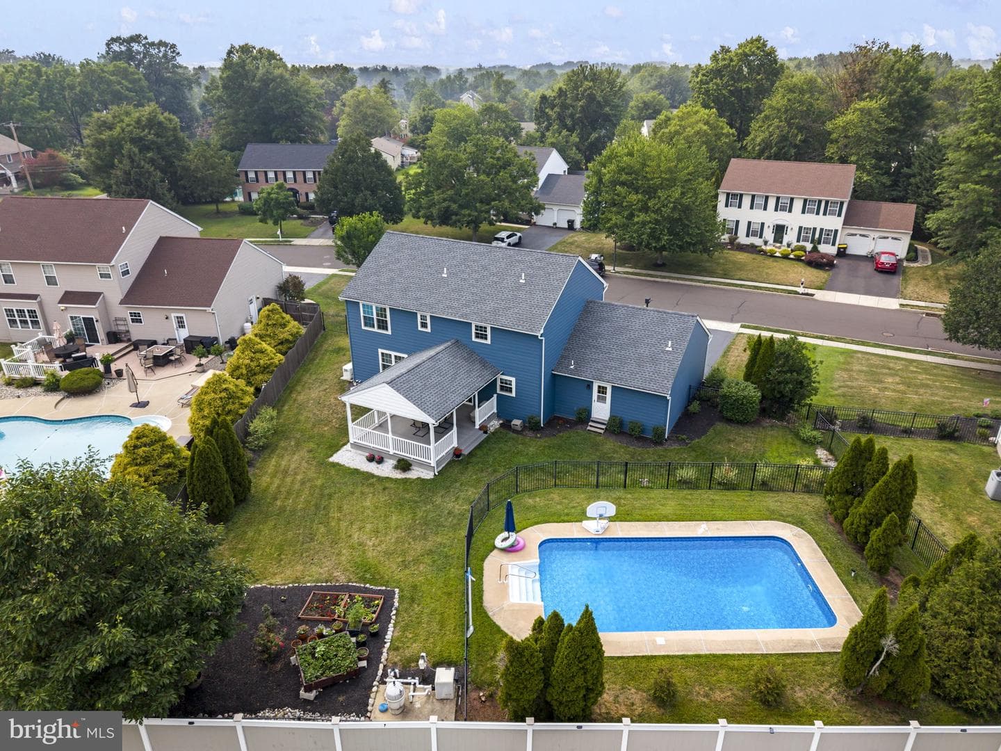 113 Greenfield Lane photo 52