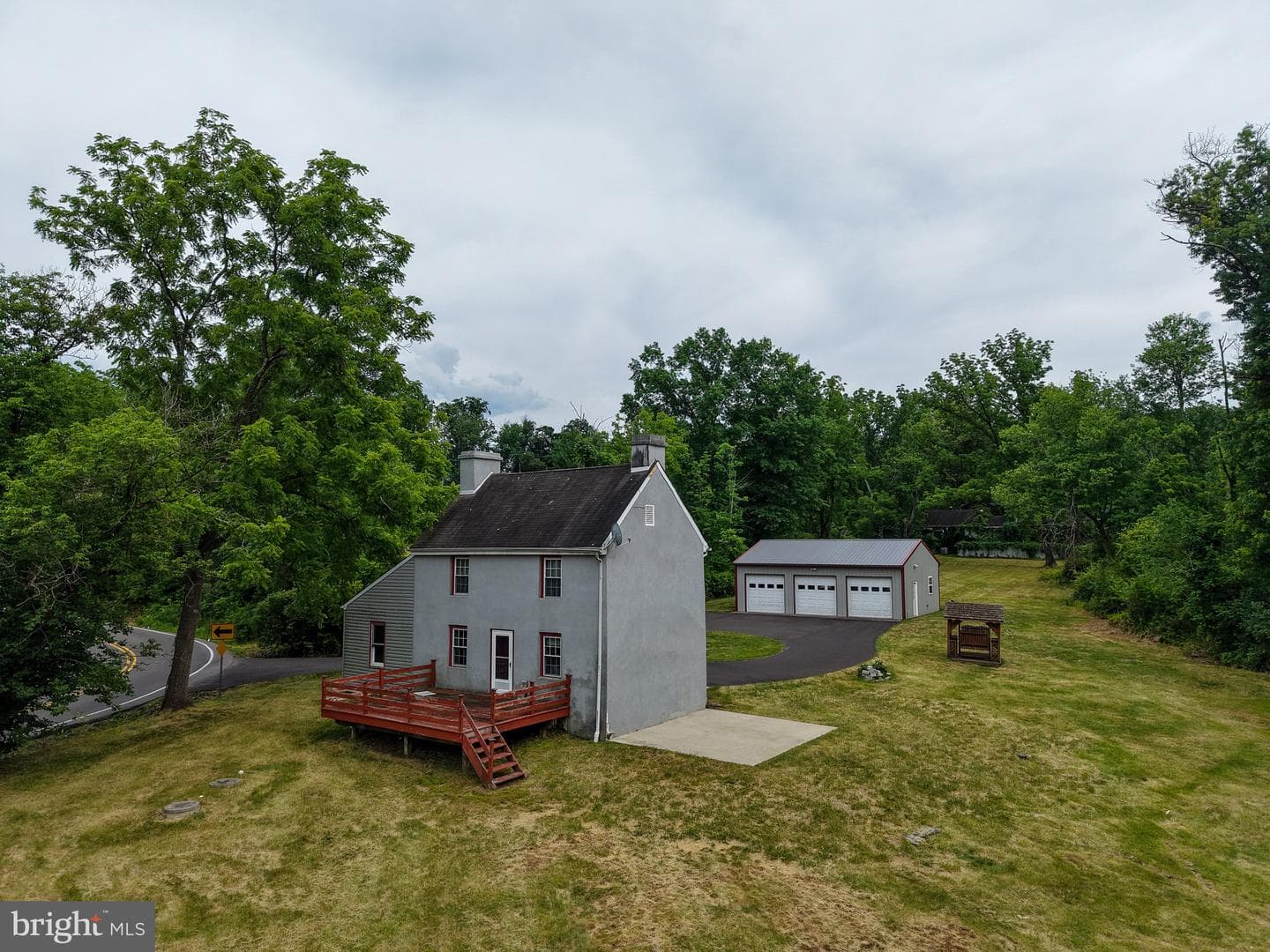 2015 Aquetong Road photo 11