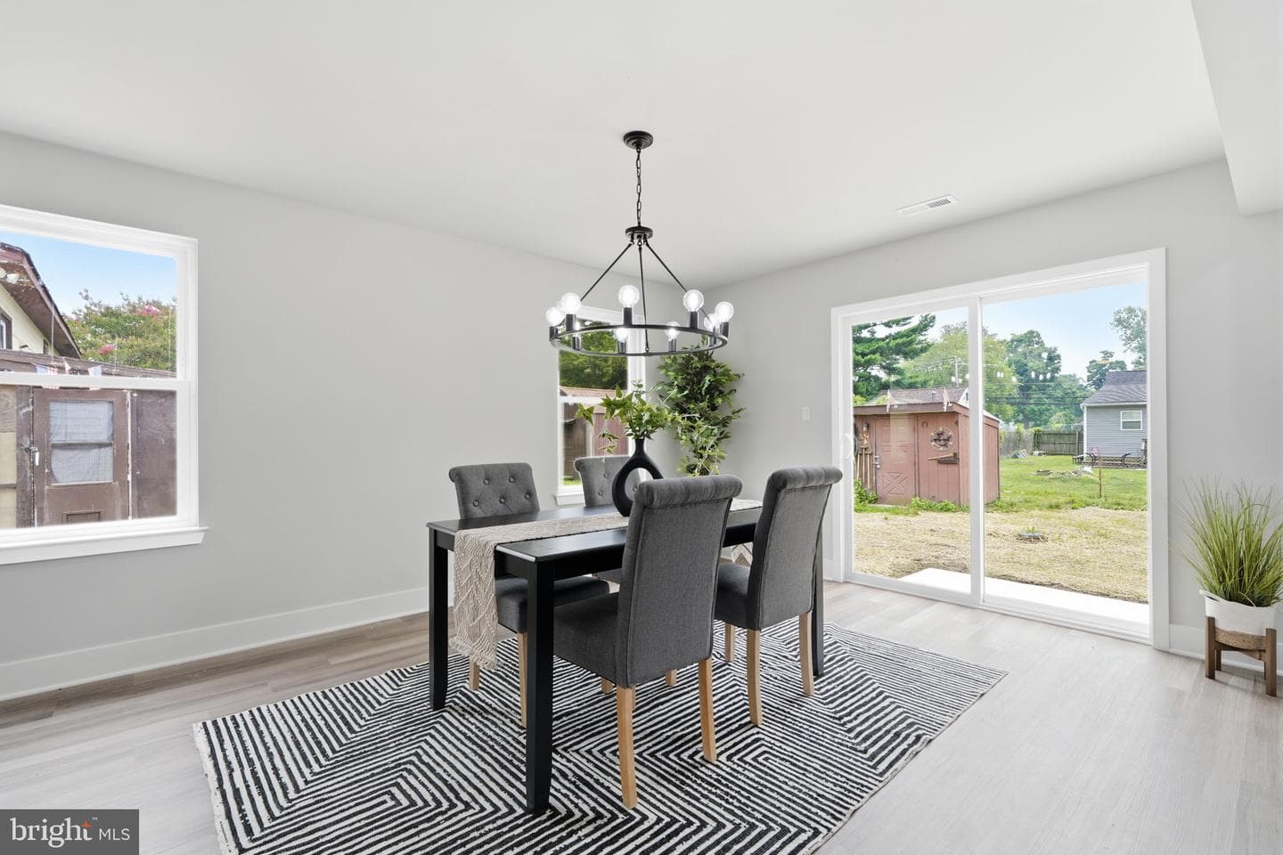 533 Park Avenue photo 11