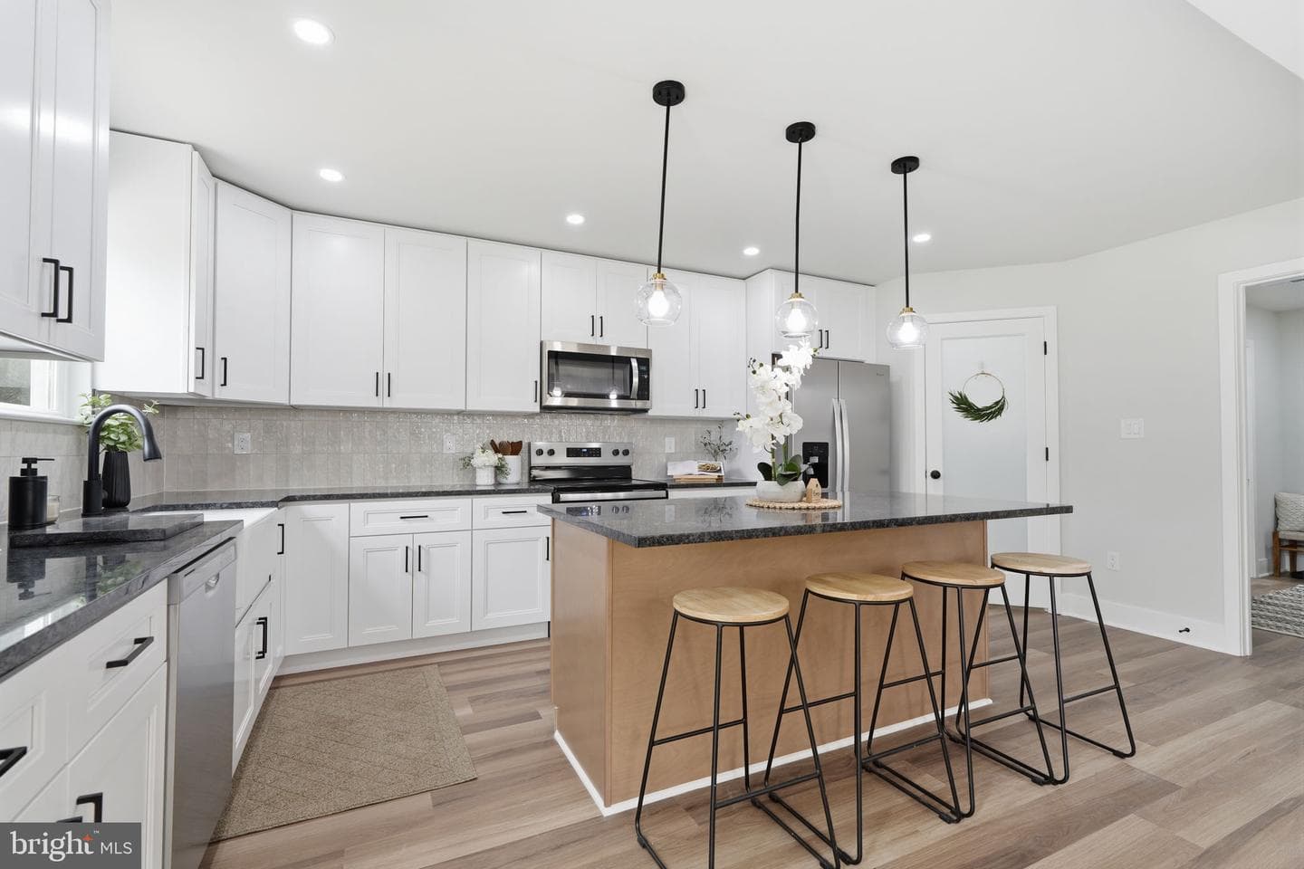 533 Park Avenue photo 18