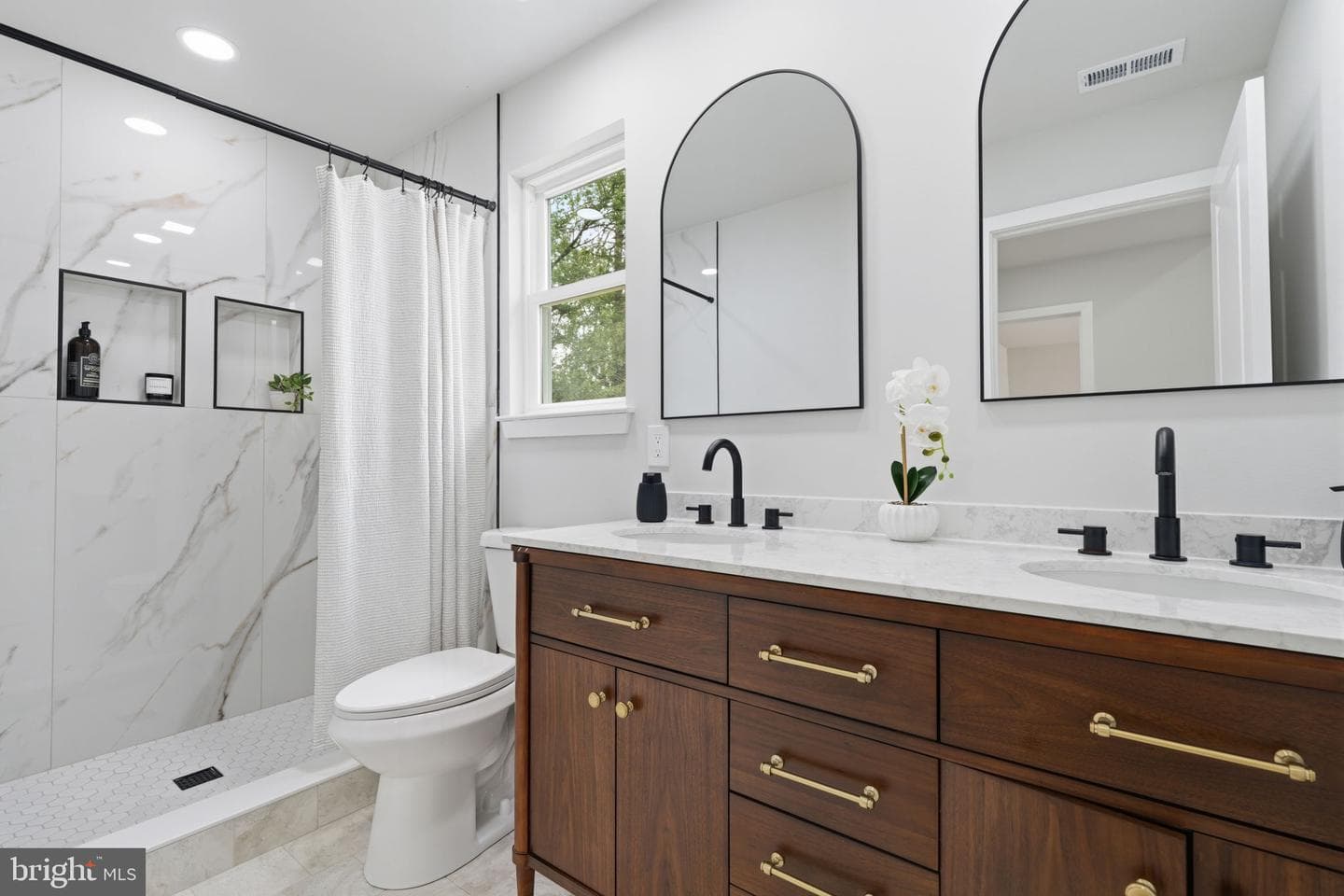 533 Park Avenue photo 26
