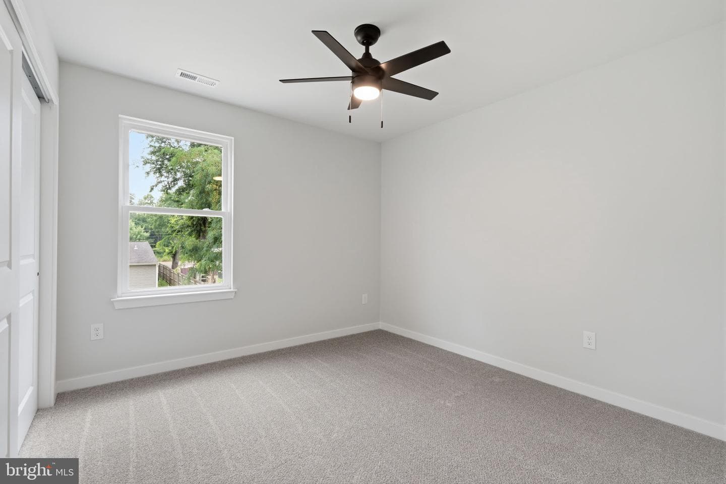 533 Park Avenue photo 32