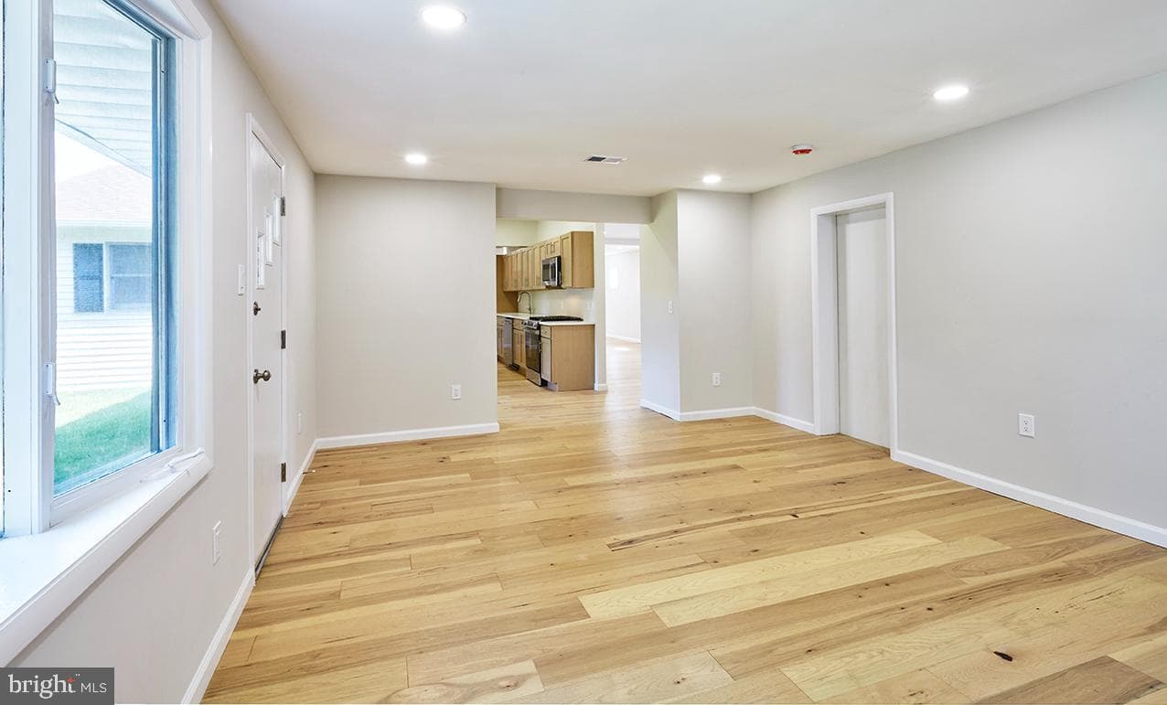 115 Winding Way photo 14
