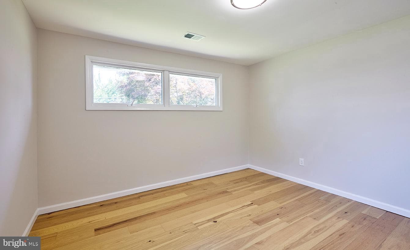 115 Winding Way photo 23