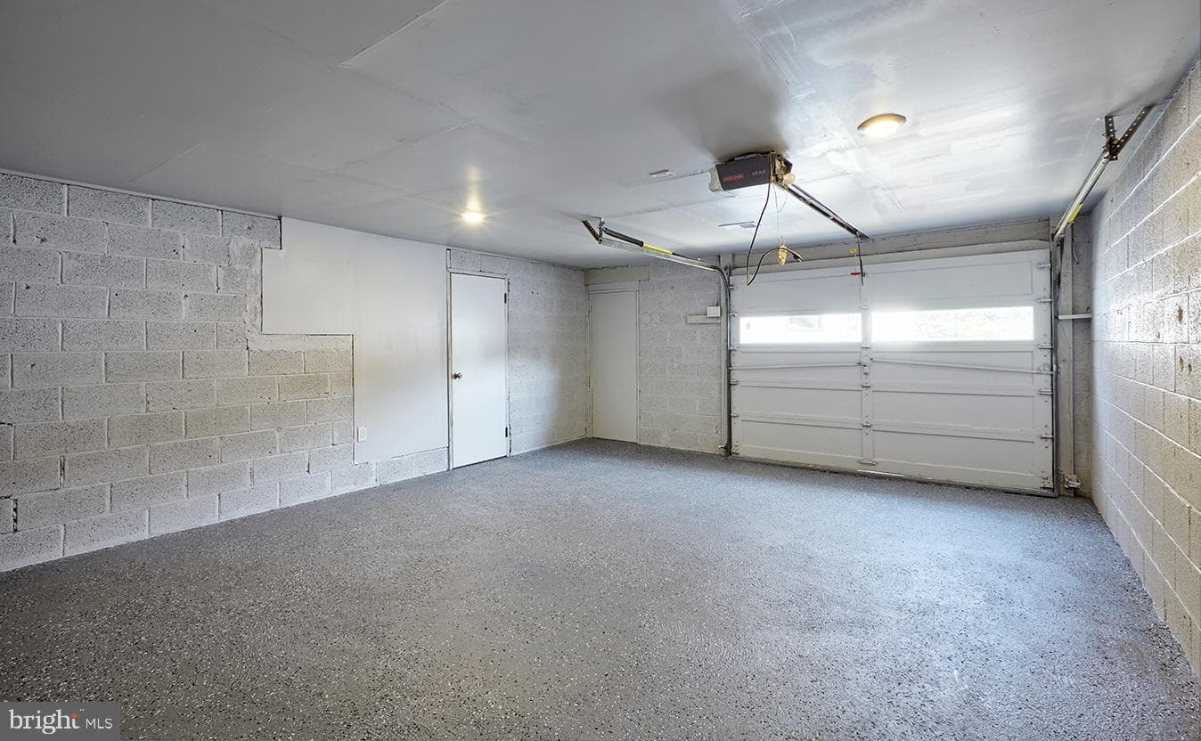 115 Winding Way photo 27