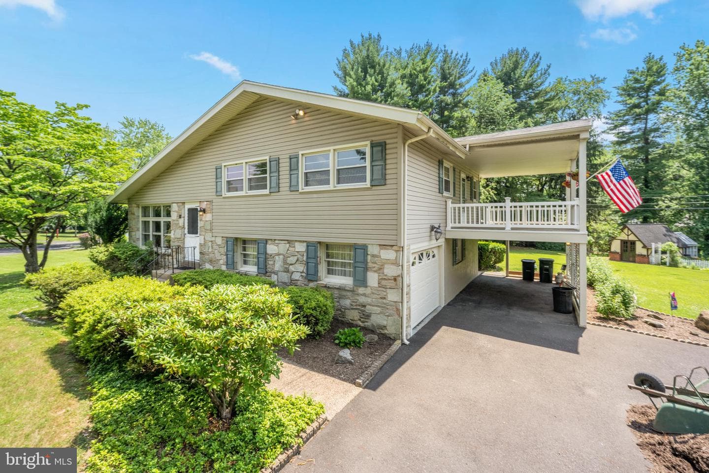 106 Pearl Drive photo 3