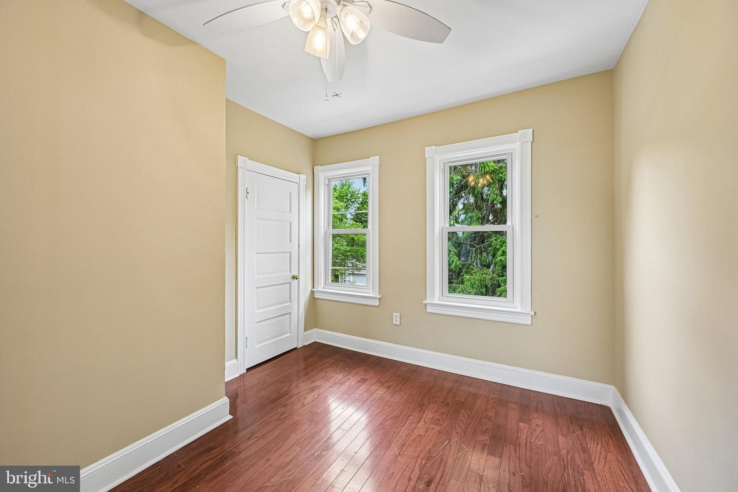 226 Robertson Avenue photo 42