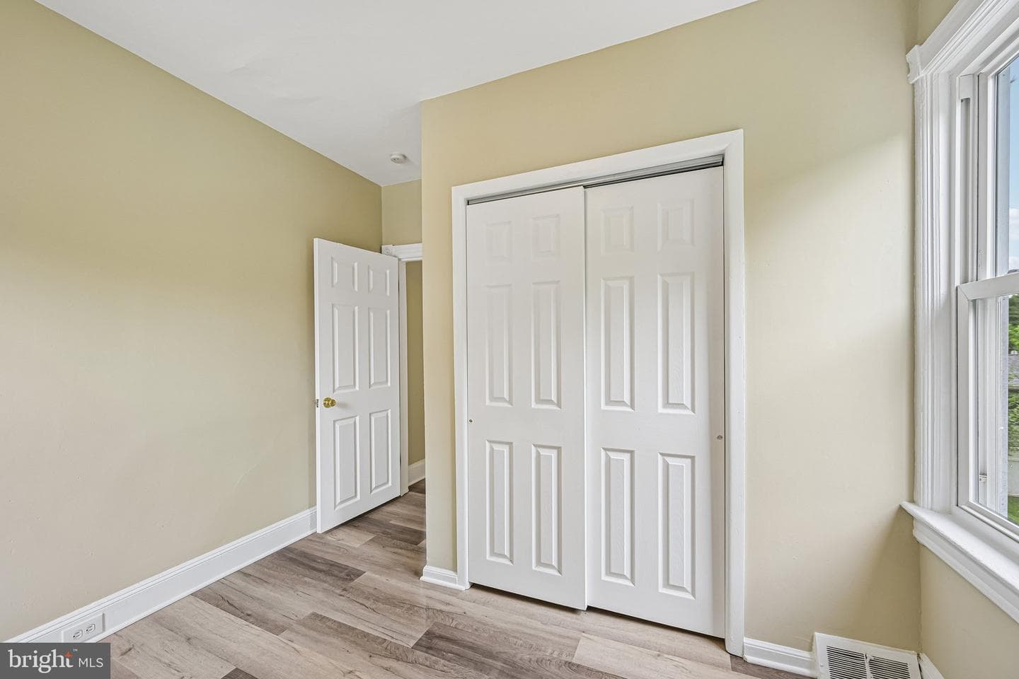 226 Robertson Avenue photo 44
