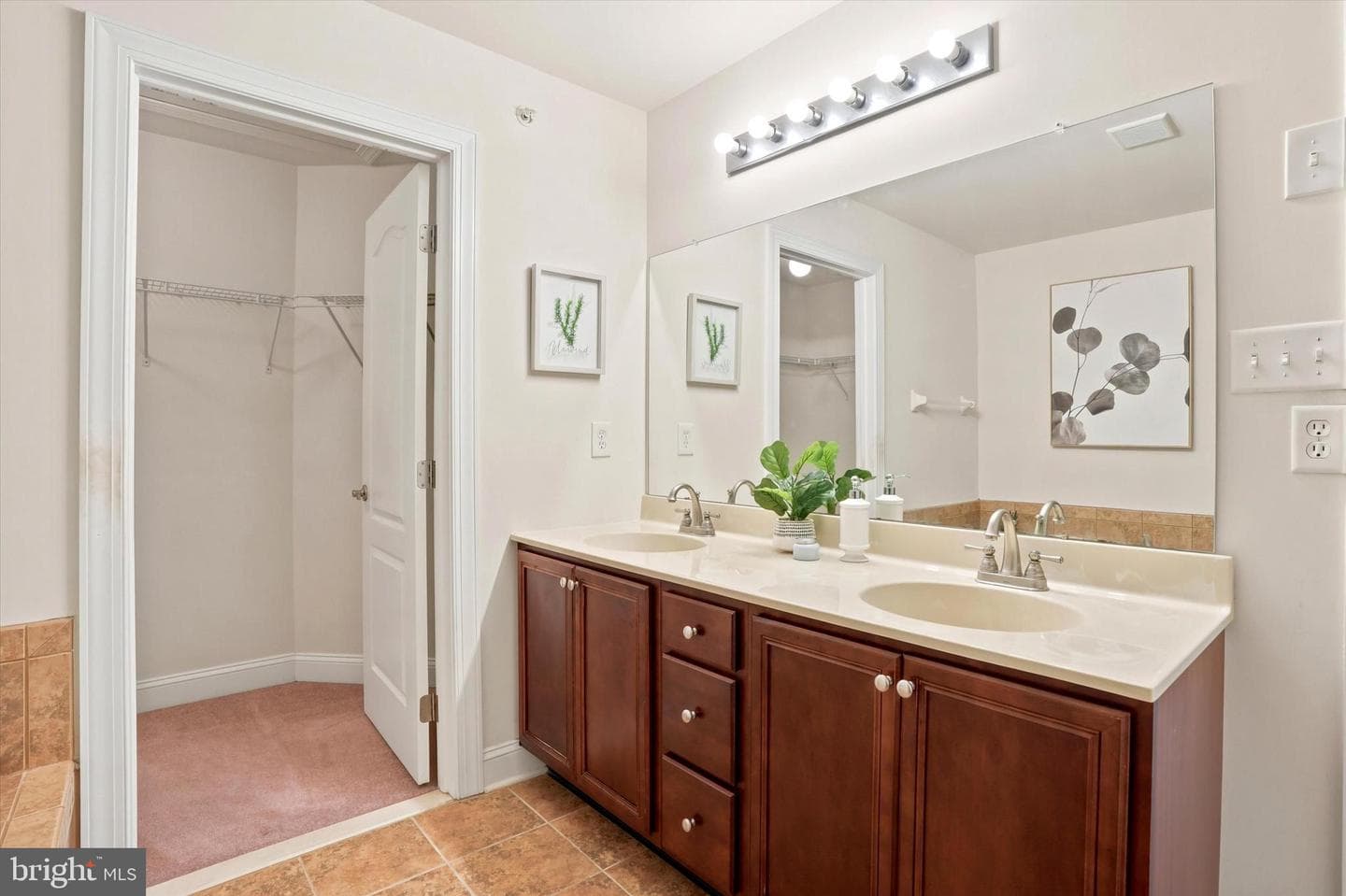 3268 Waterstone Court #185 photo 18