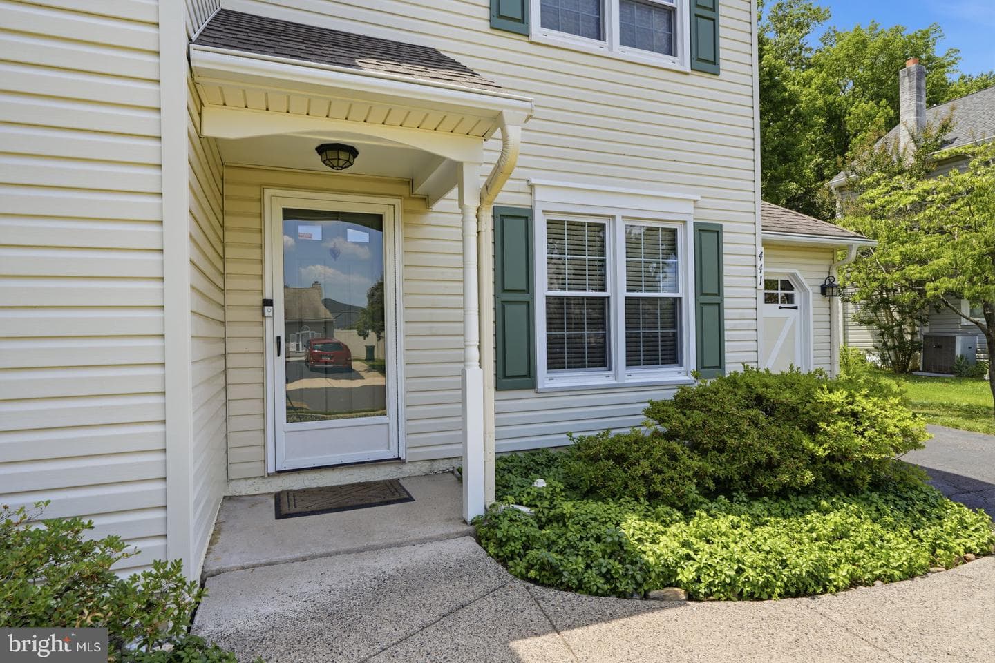 441 Stanford Road photo 3