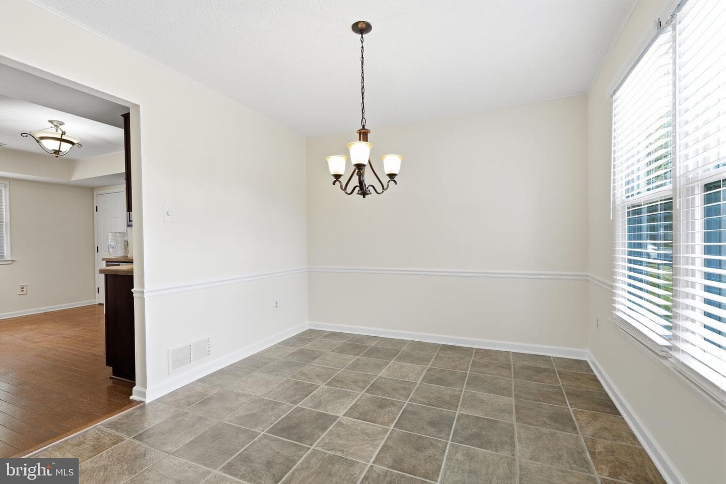 441 Stanford Road photo 9