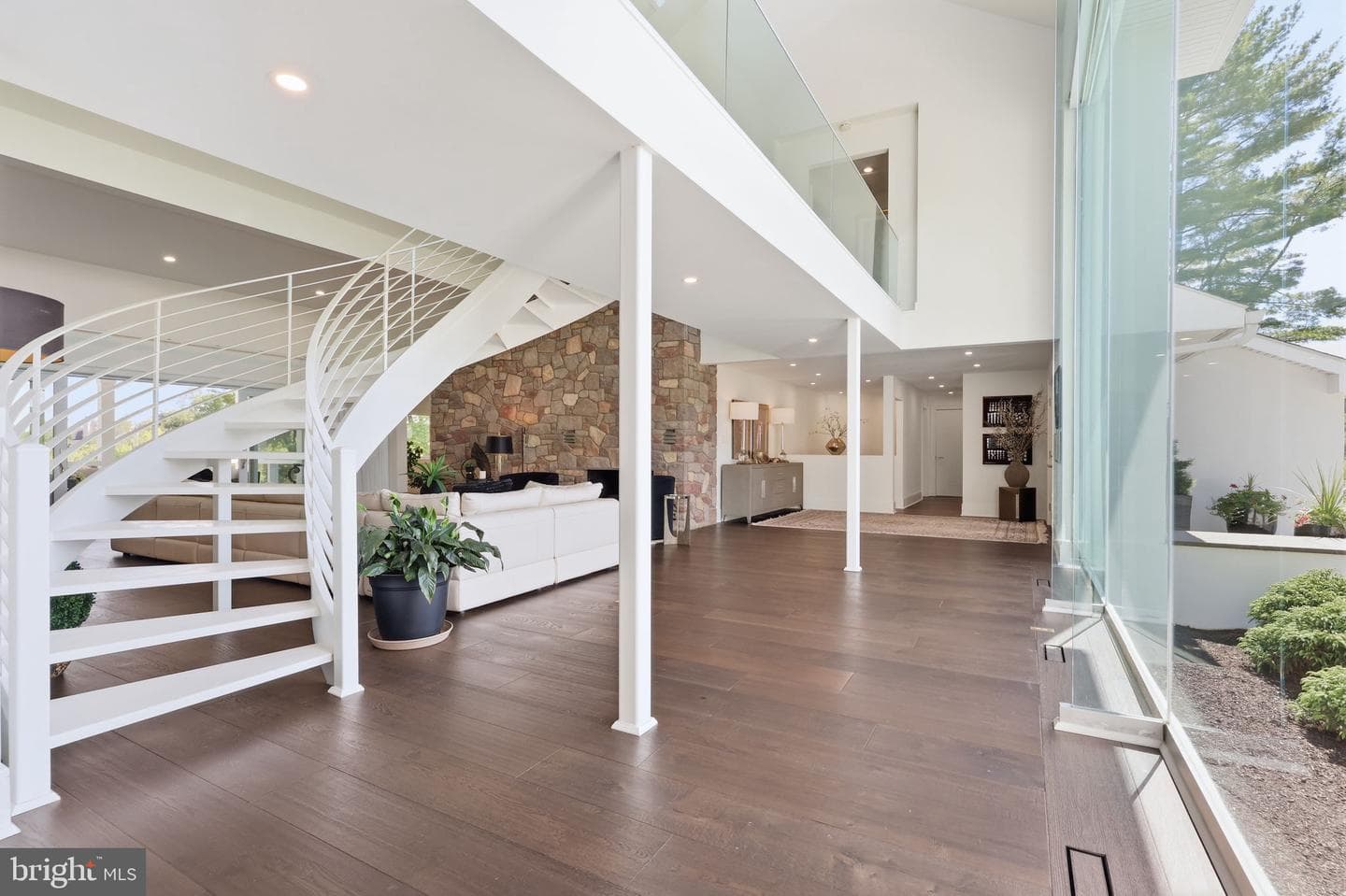 1088 Highland Road photo 13