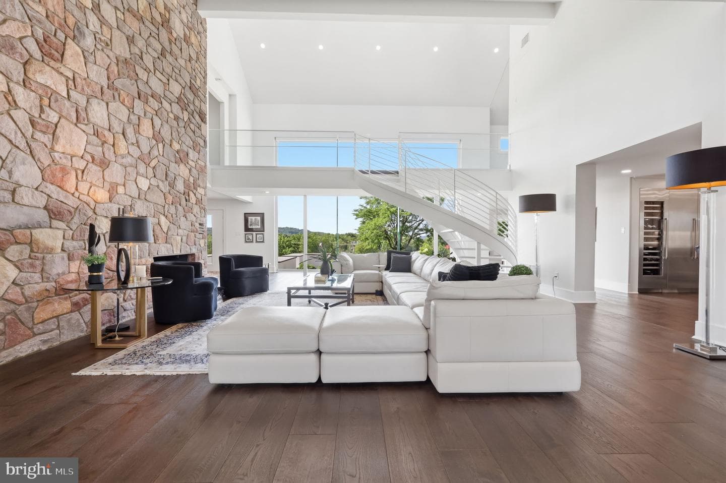 1088 Highland Road photo 17