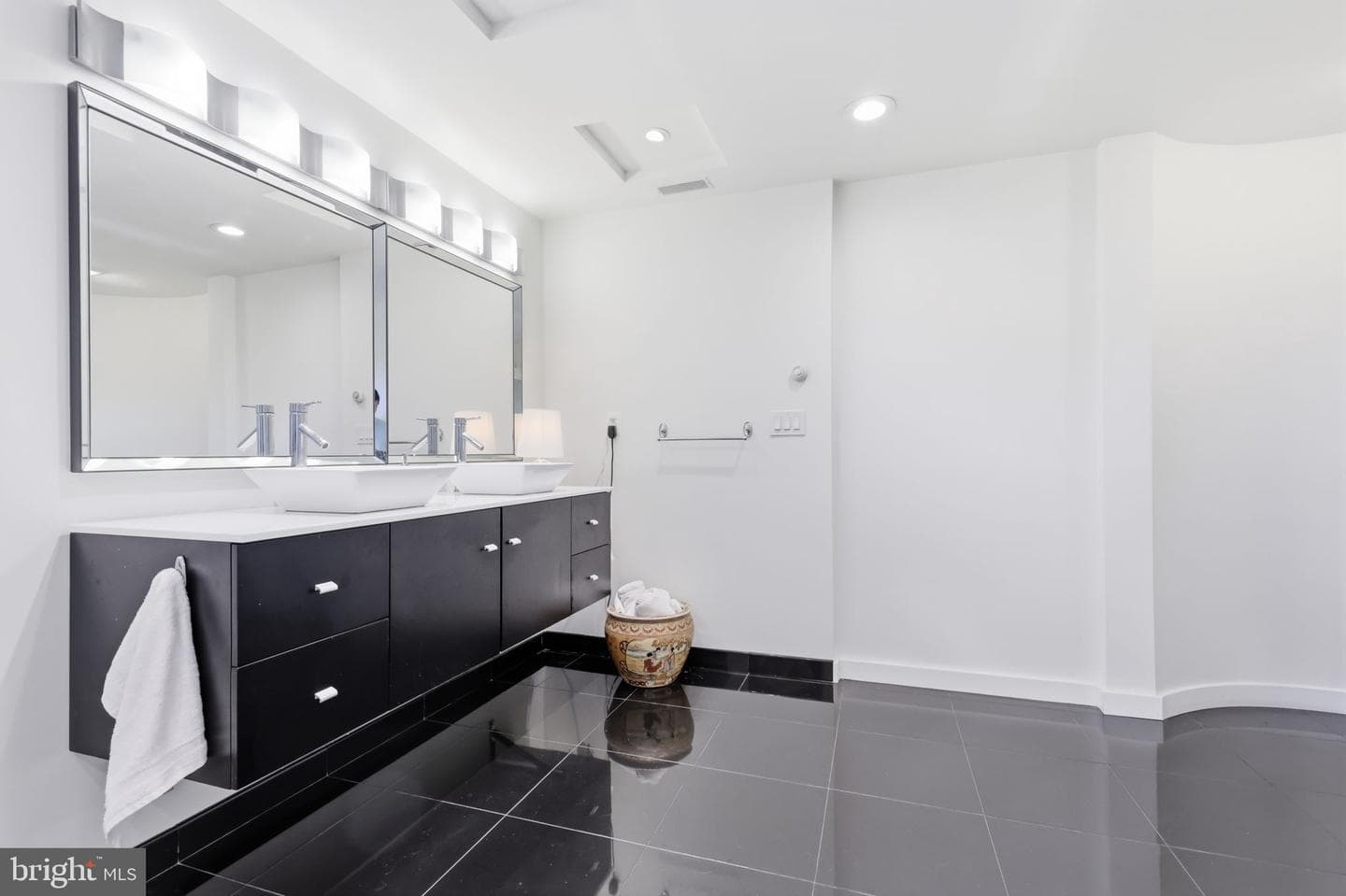 1088 Highland Road photo 53