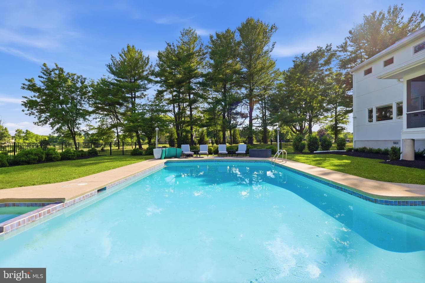 1088 Highland Road photo 78
