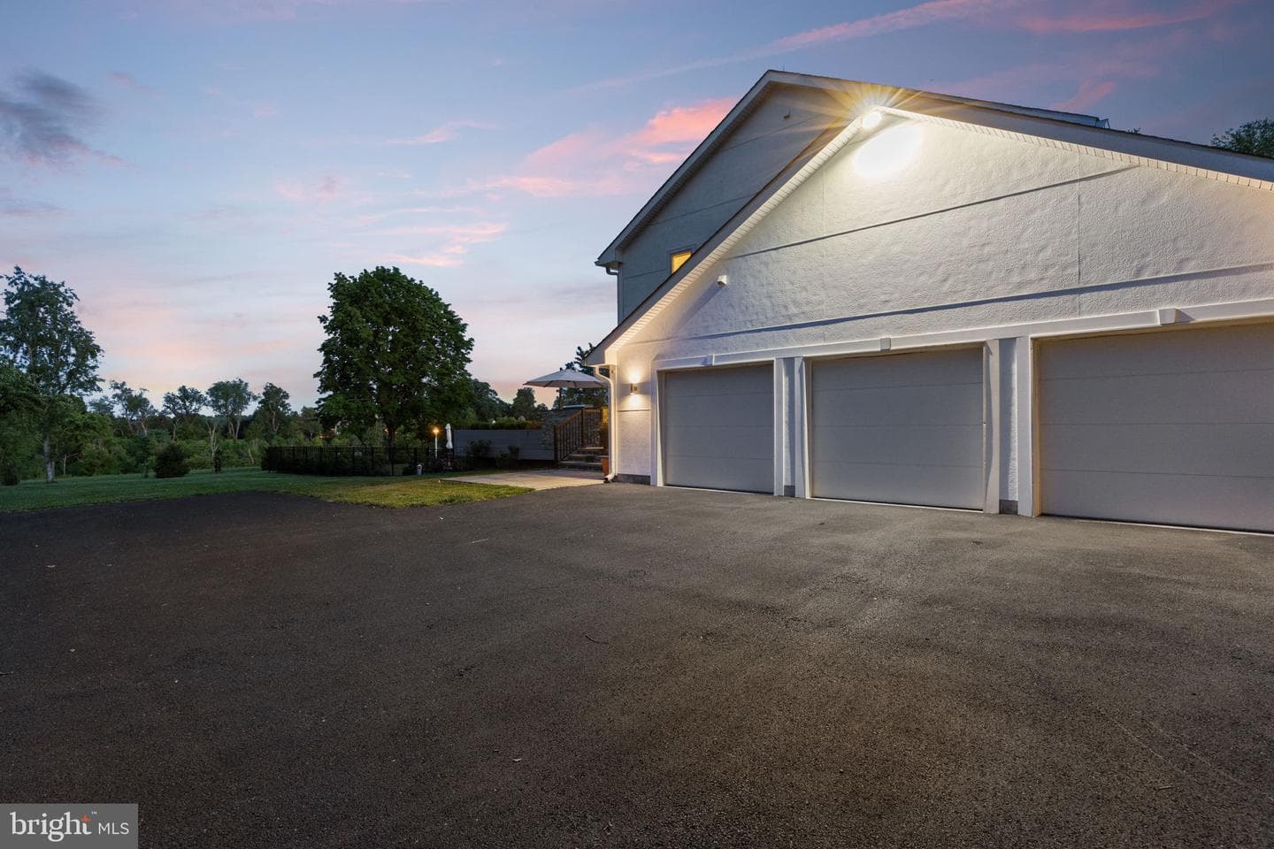 1088 Highland Road photo 91