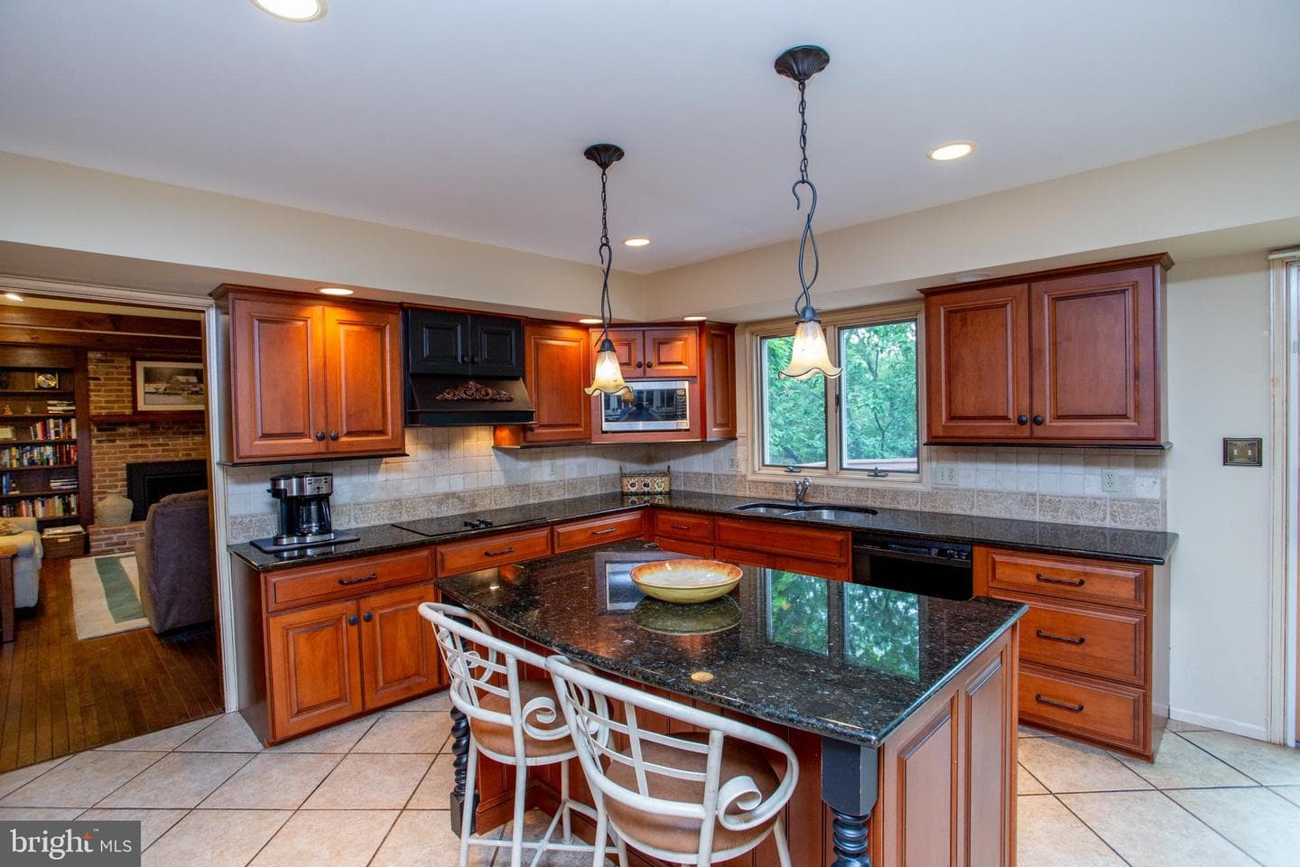 950 Camelot Road photo 11