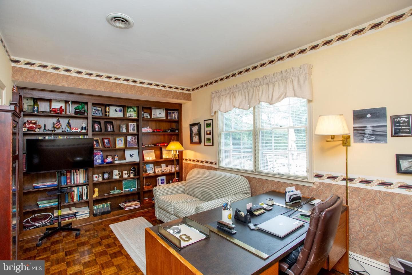 950 Camelot Road photo 30