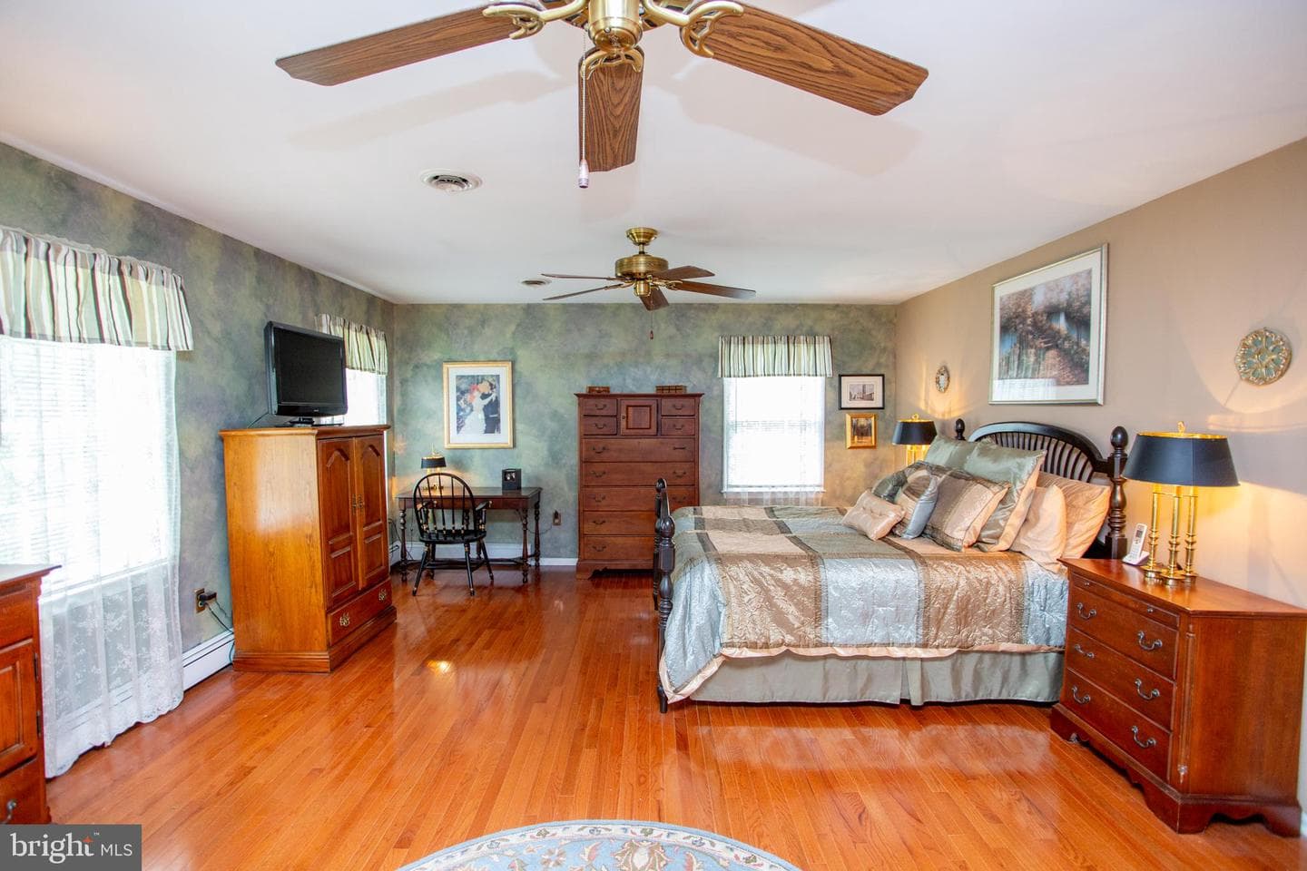 950 Camelot Road photo 35