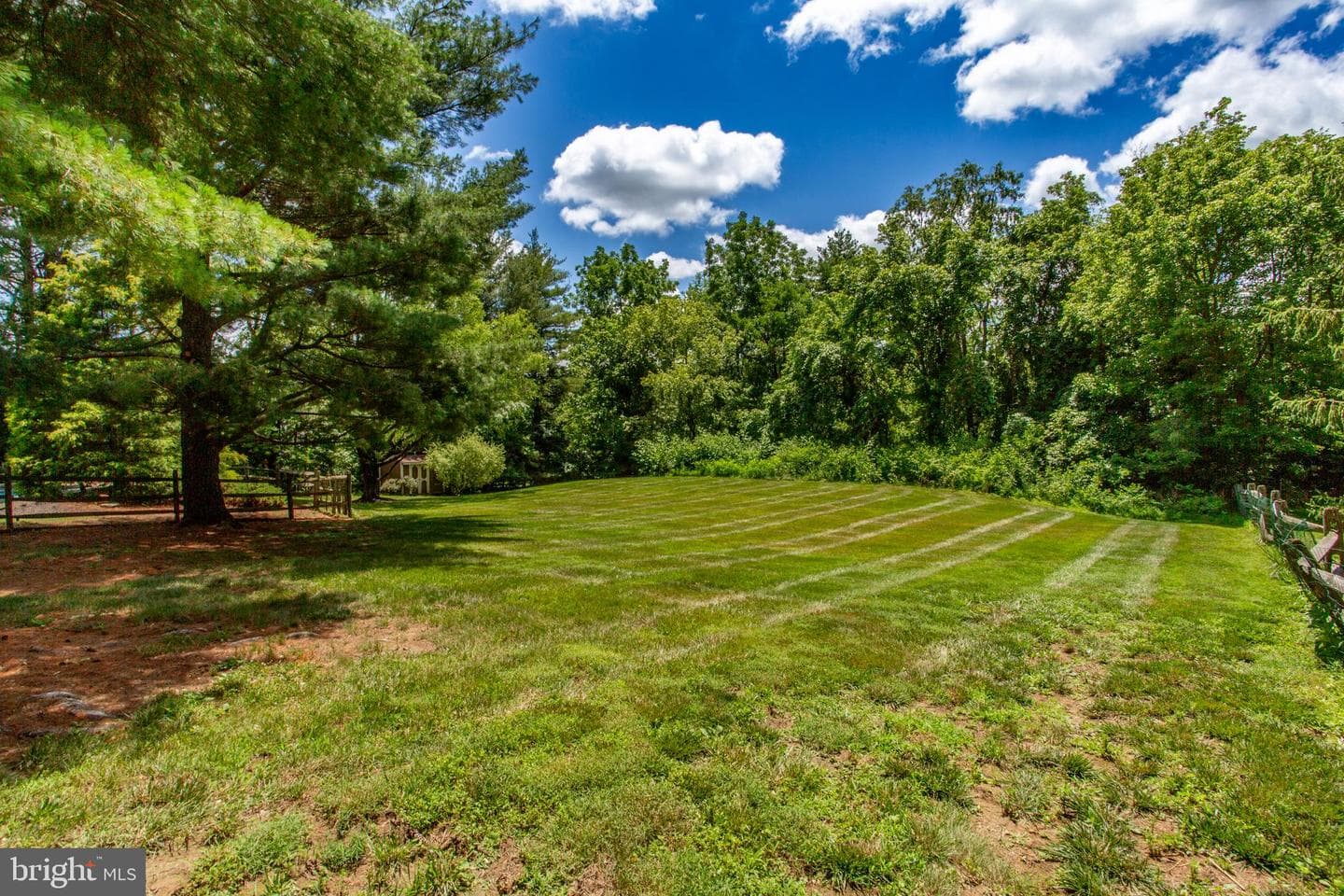 950 Camelot Road photo 92