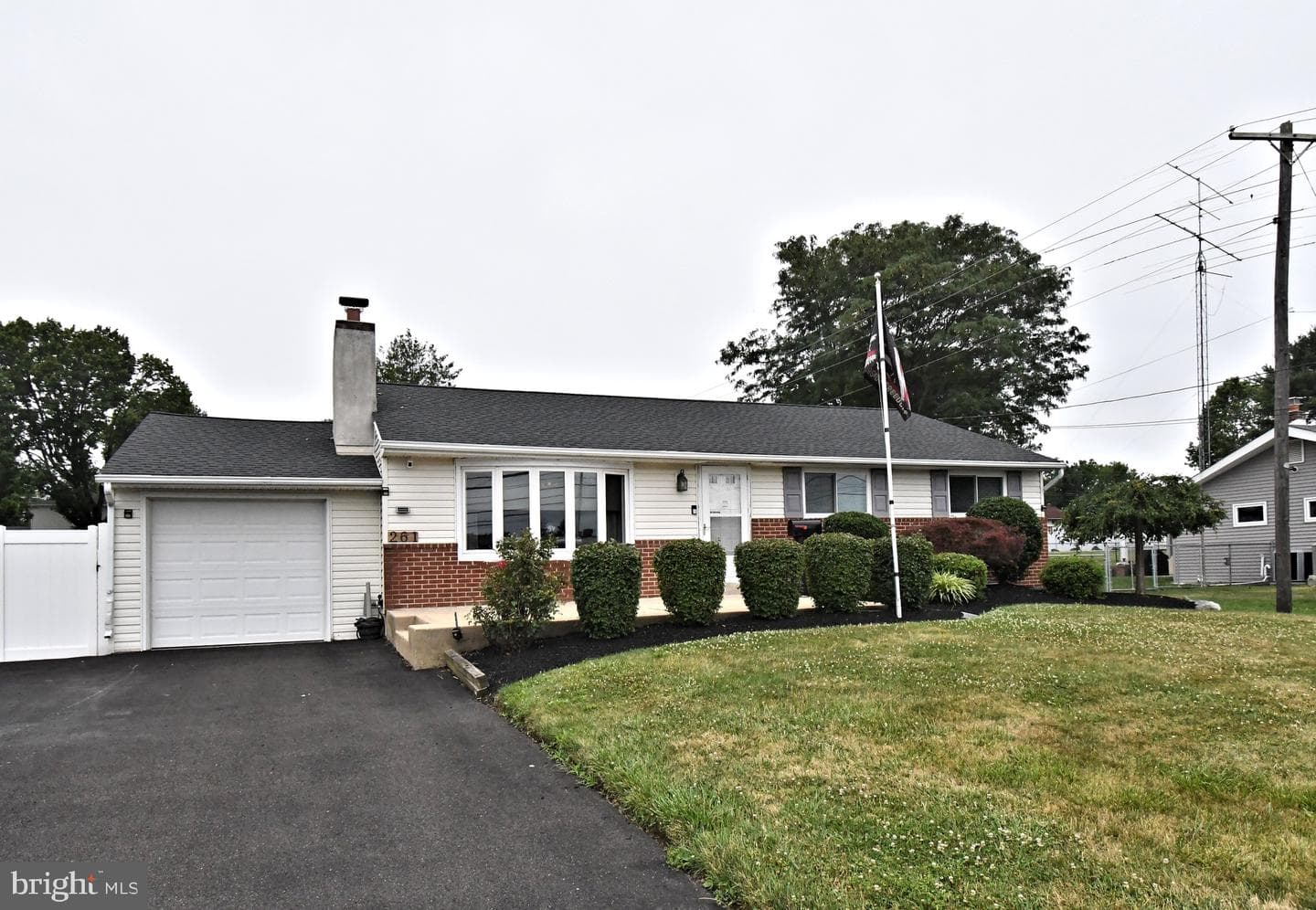 261 Valley Road photo 3