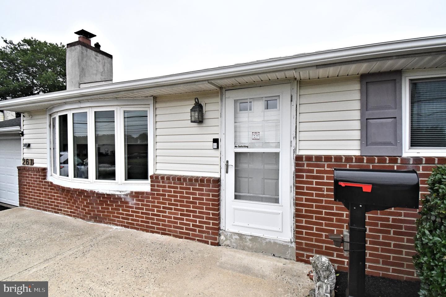 261 Valley Road photo 5