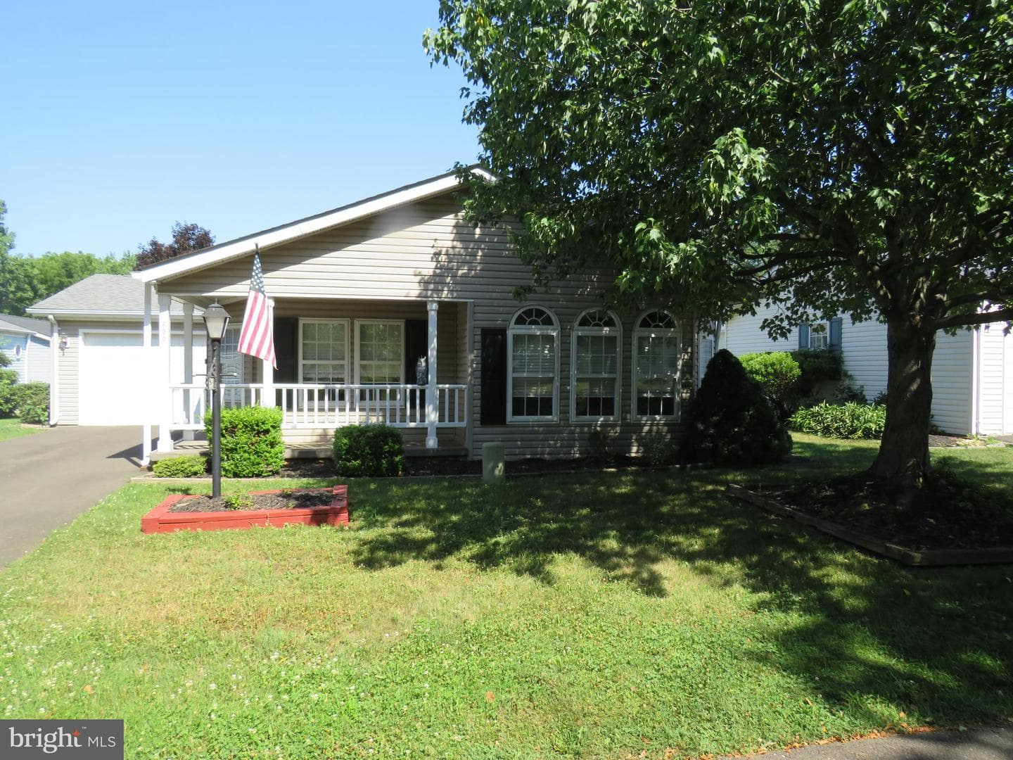 638 Spicebush Court photo 46