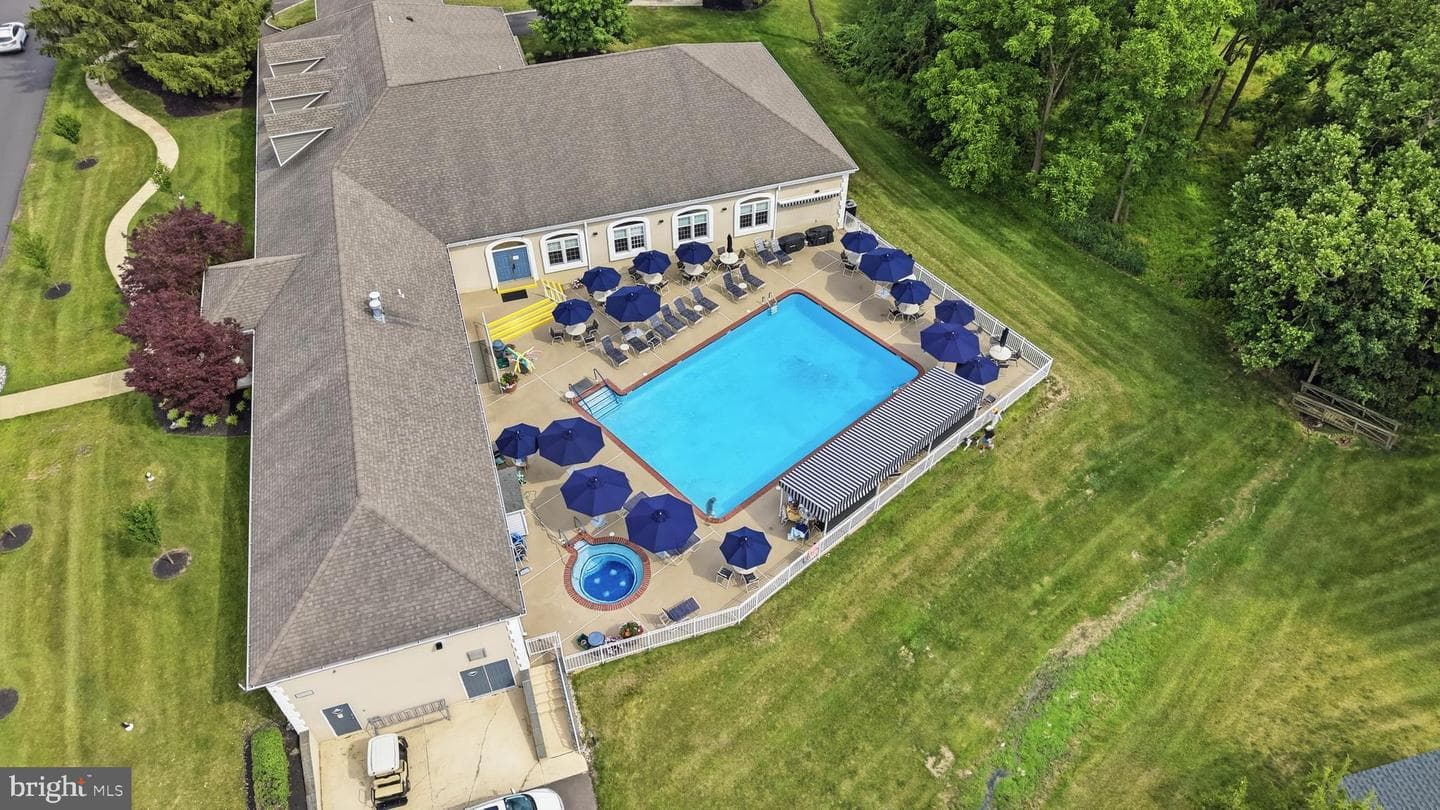 638 Spicebush Court photo 49