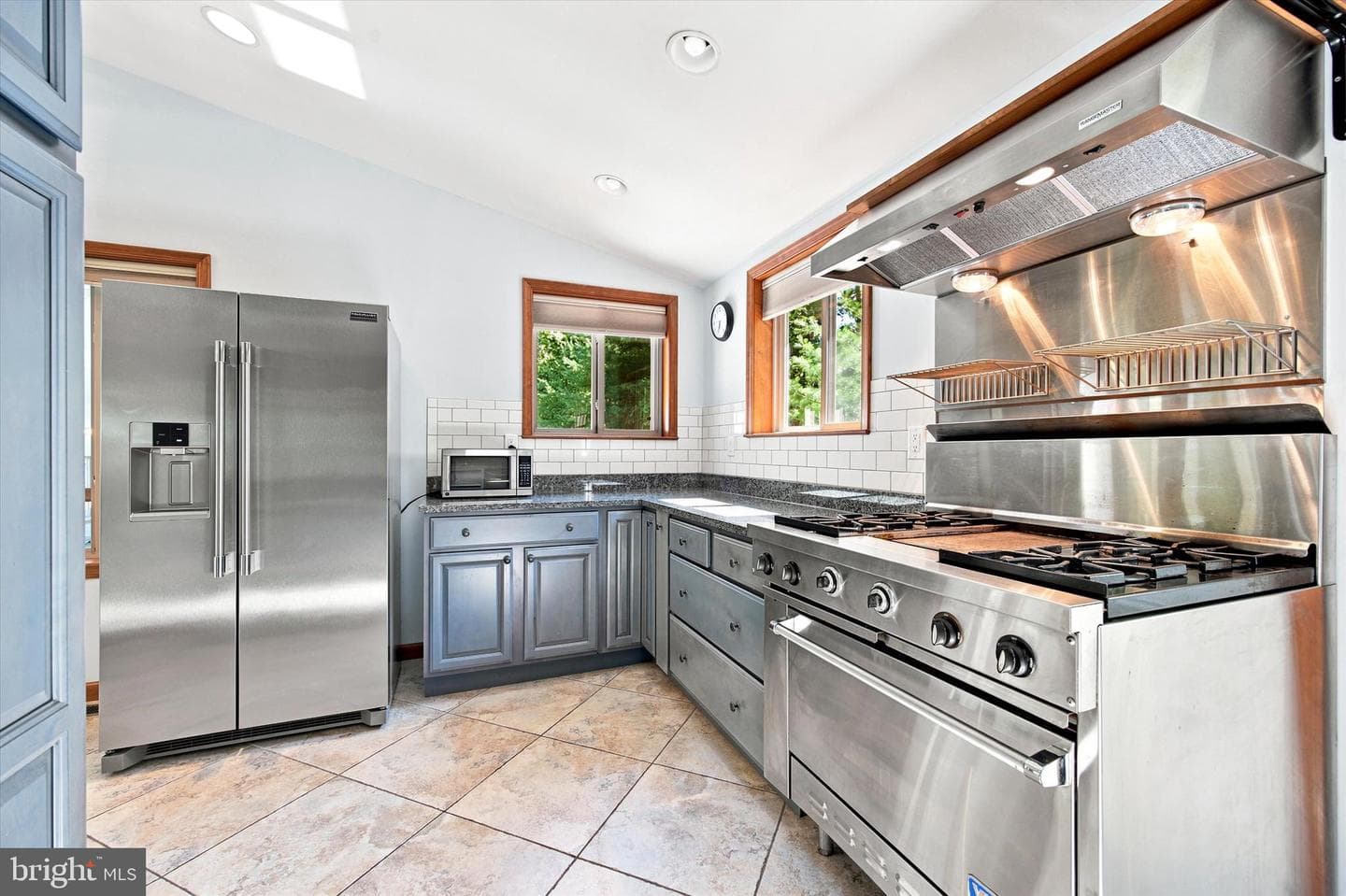 475 Crowthers Road photo 11