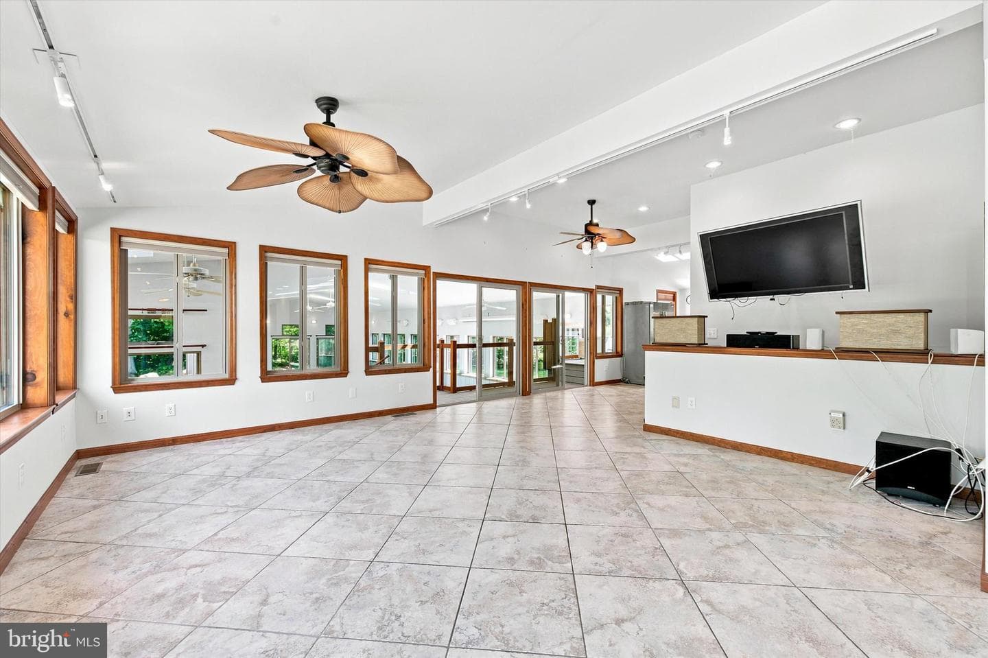 475 Crowthers Road photo 15