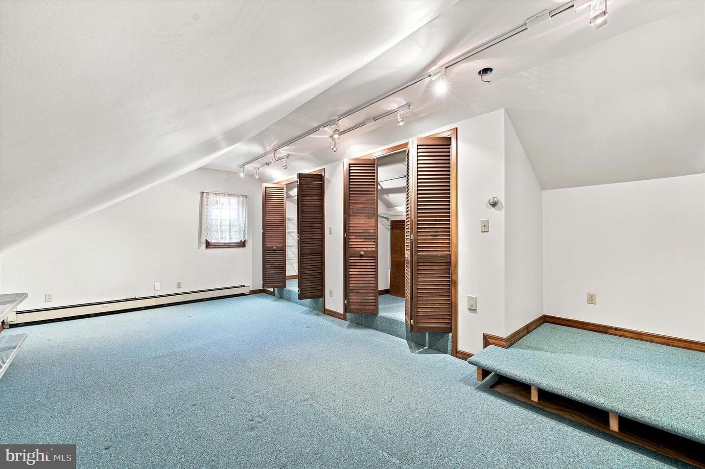 475 Crowthers Road photo 36