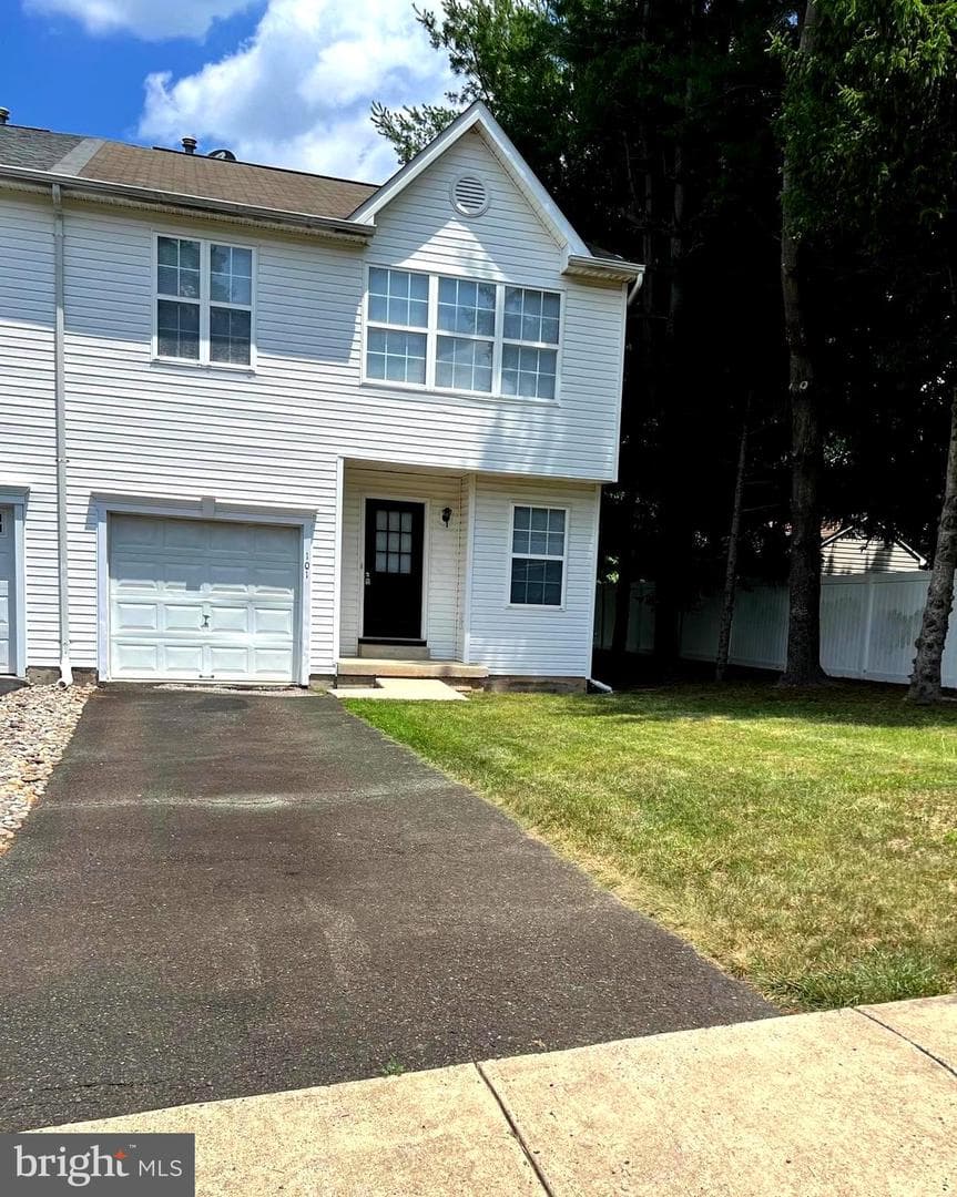 101 Hickory Hollow Circle, Warrington