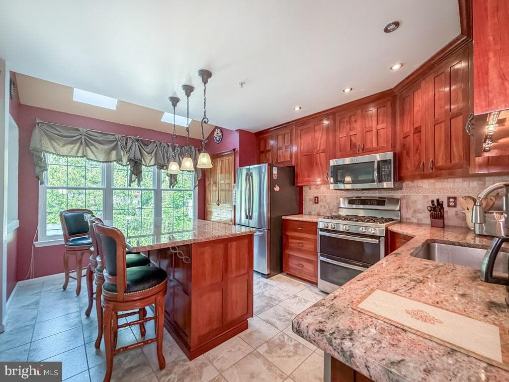 708 Harrowgate #66 photo 12