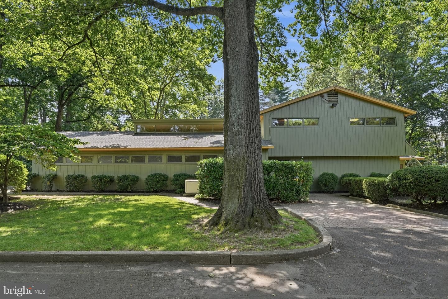 775 River Road photo 7