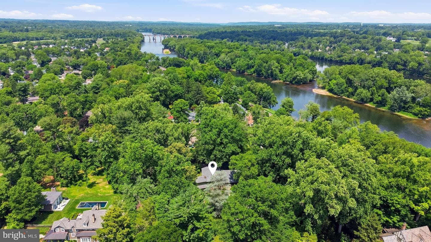 775 River Road photo 71