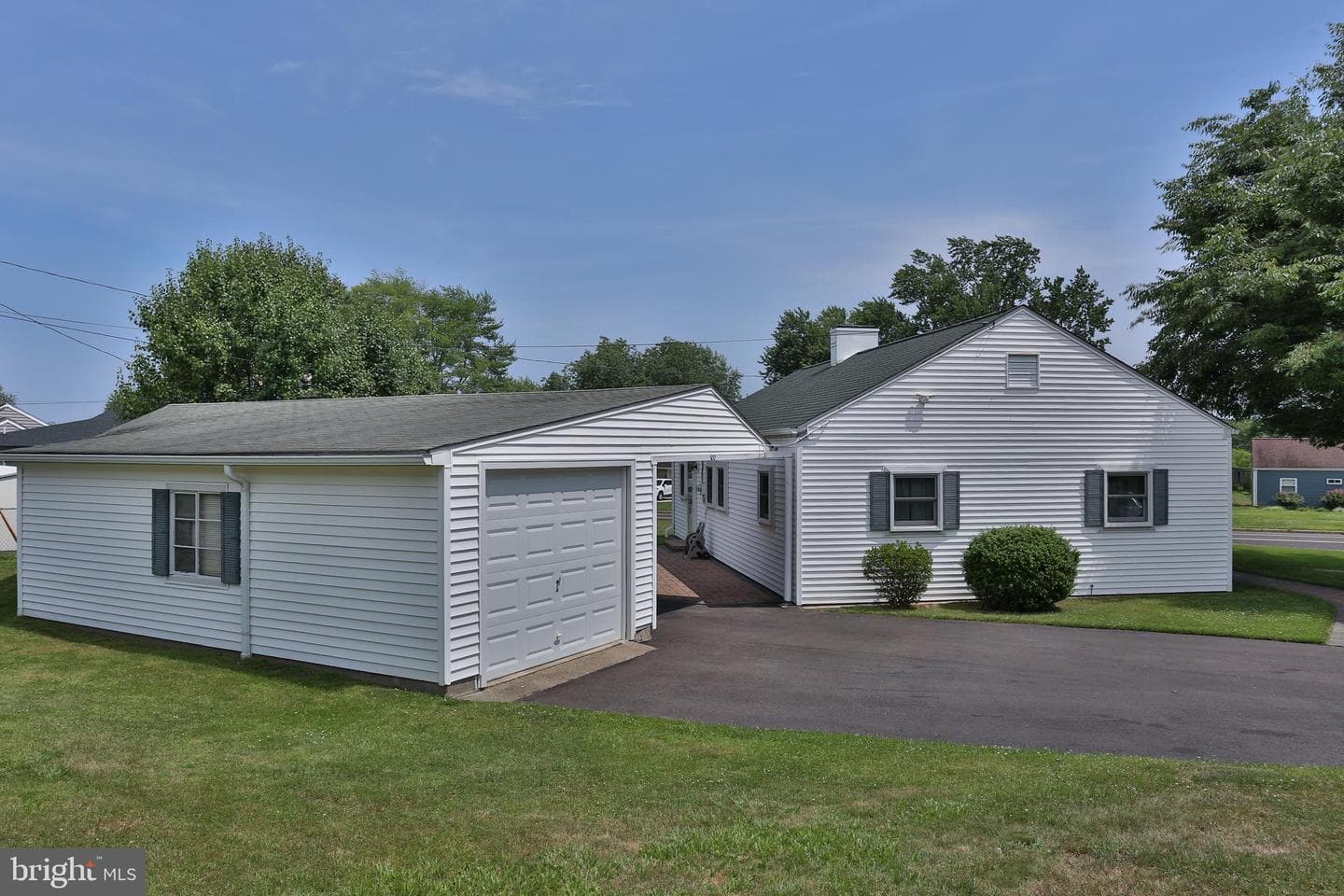 100 Bedford Road, Fairless Hills