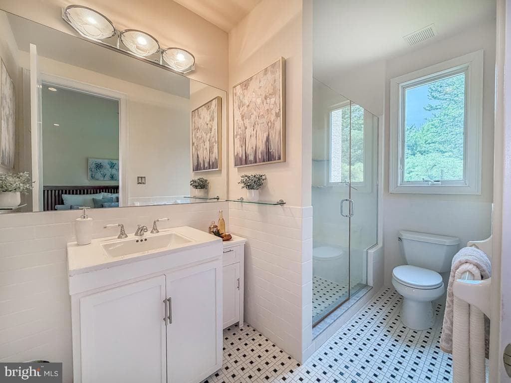 2212 Corson Lane photo 31