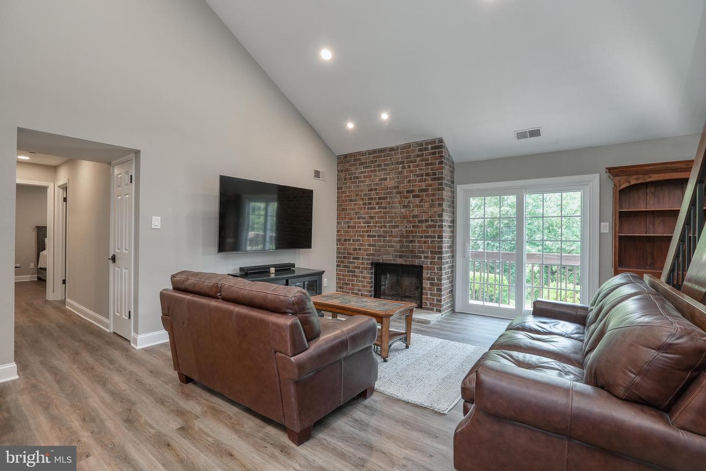 1790 Bayley Lane photo 10