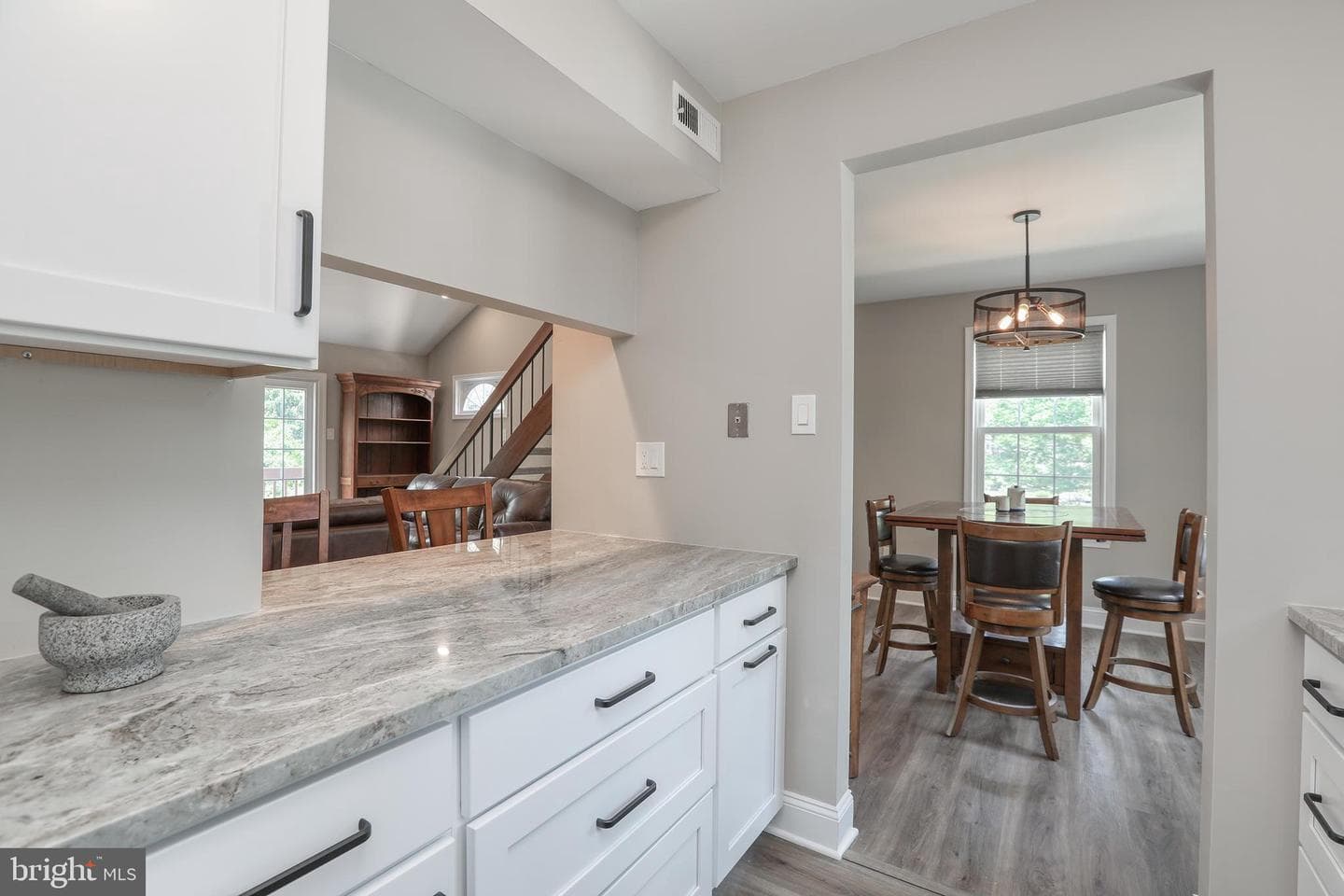 1790 Bayley Lane photo 7