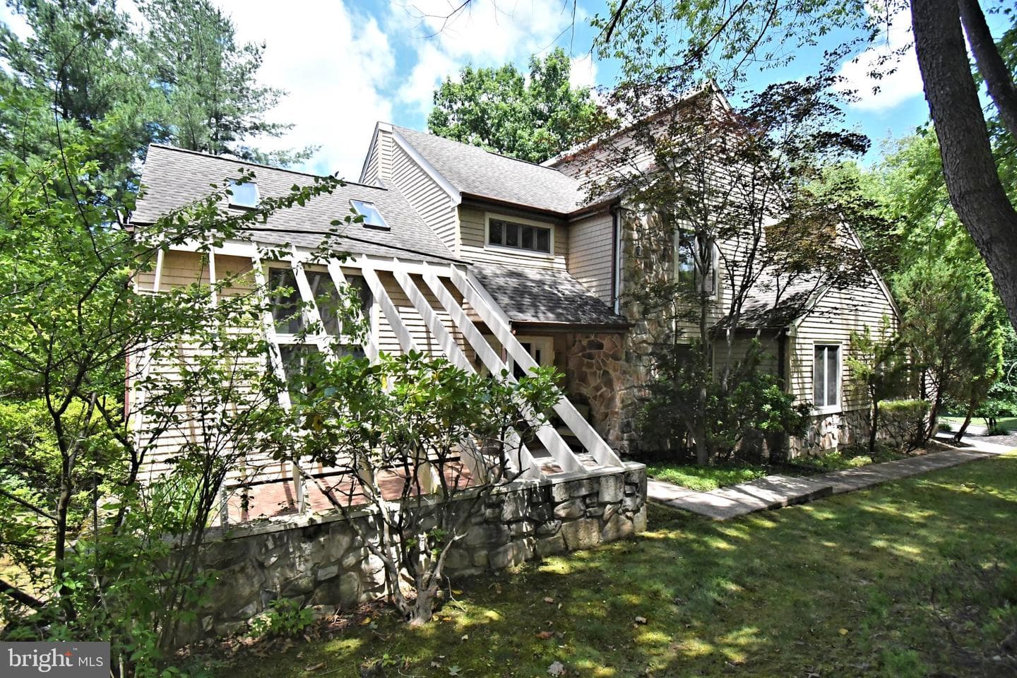 22 Wychwood Lane, Langhorne