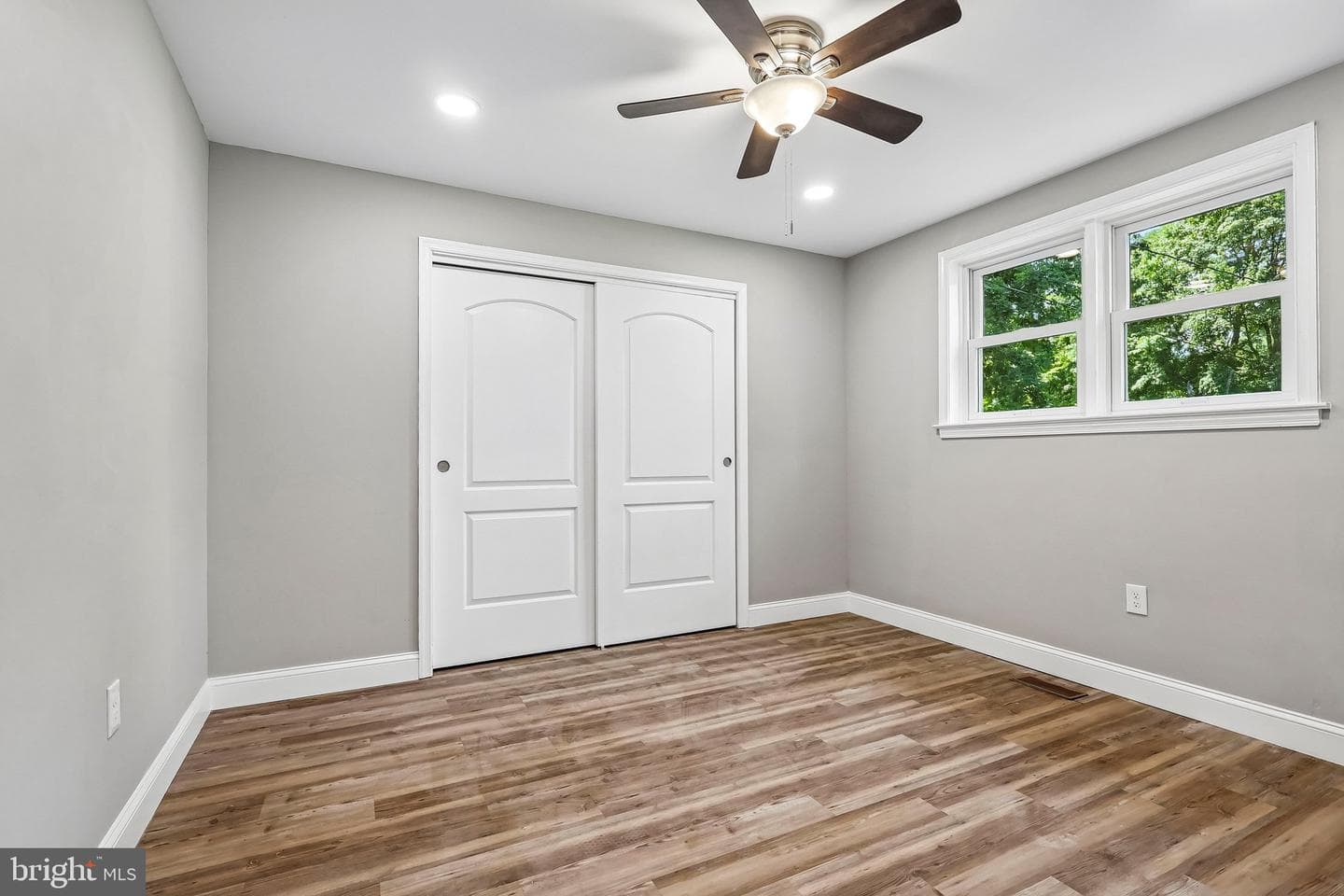 2129 Herblew Road photo 15
