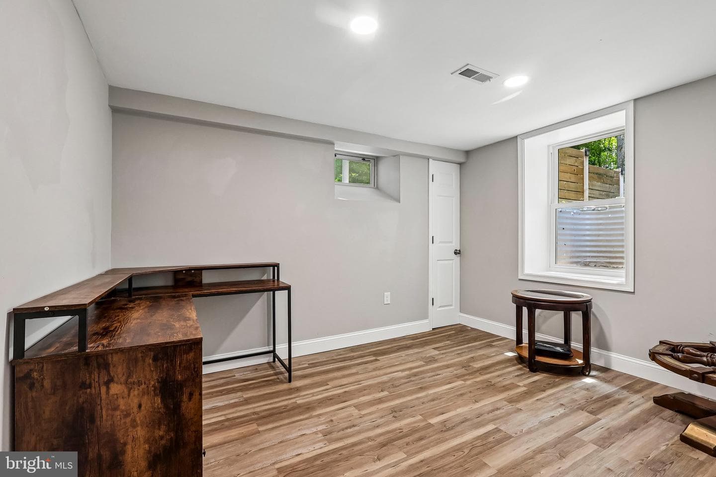 2129 Herblew Road photo 30