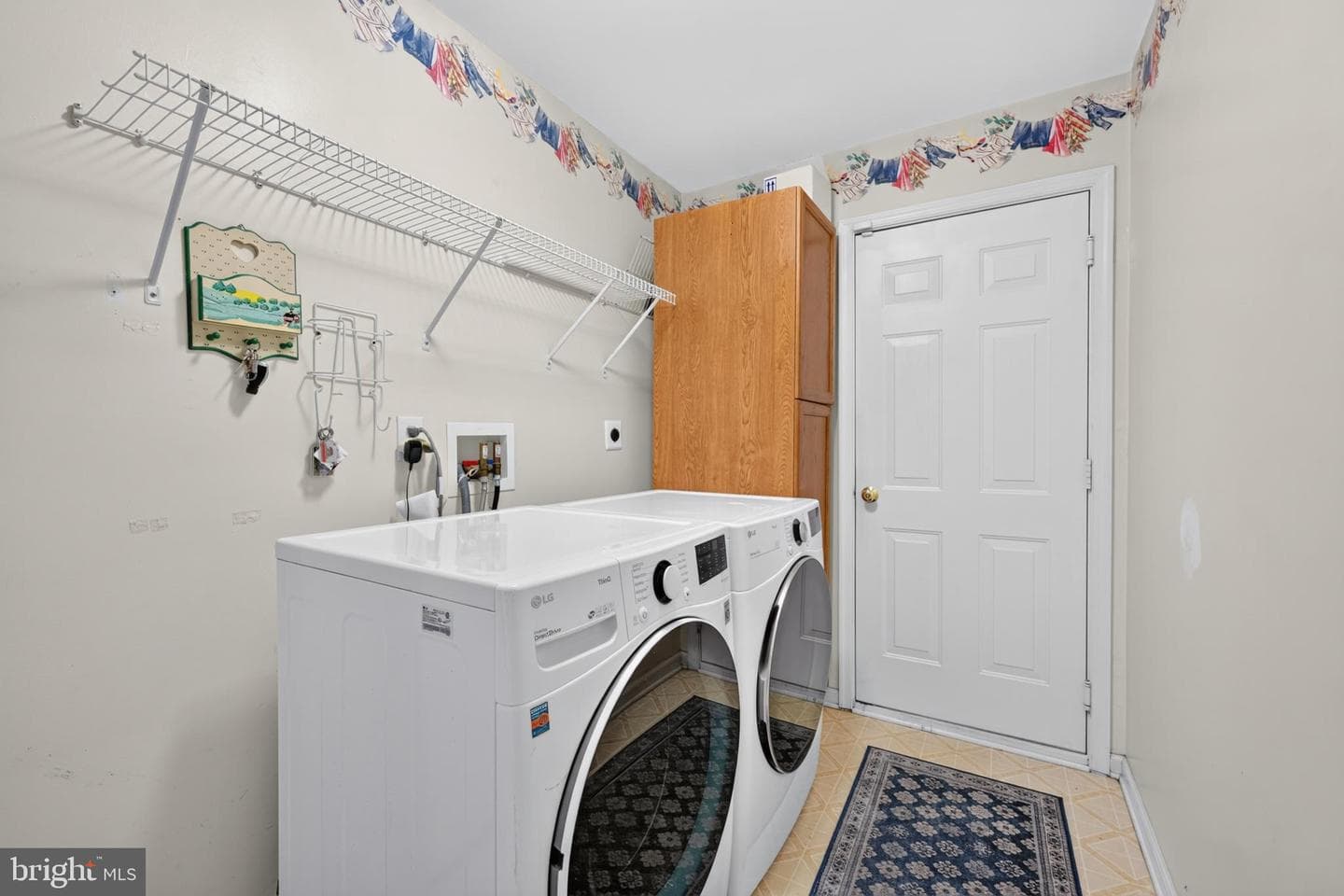 16 Amesbury Road photo 20