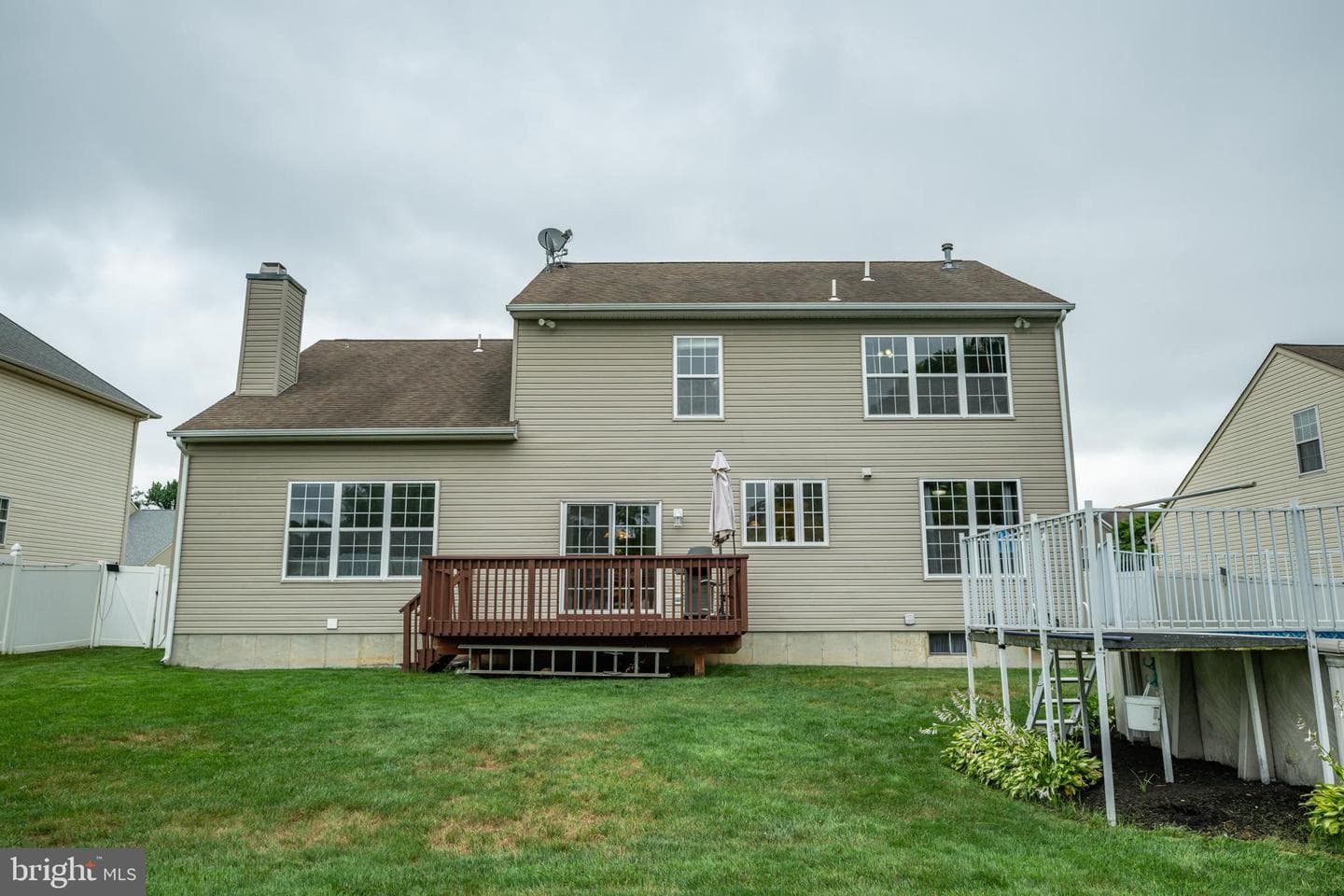 16 Amesbury Road photo 45