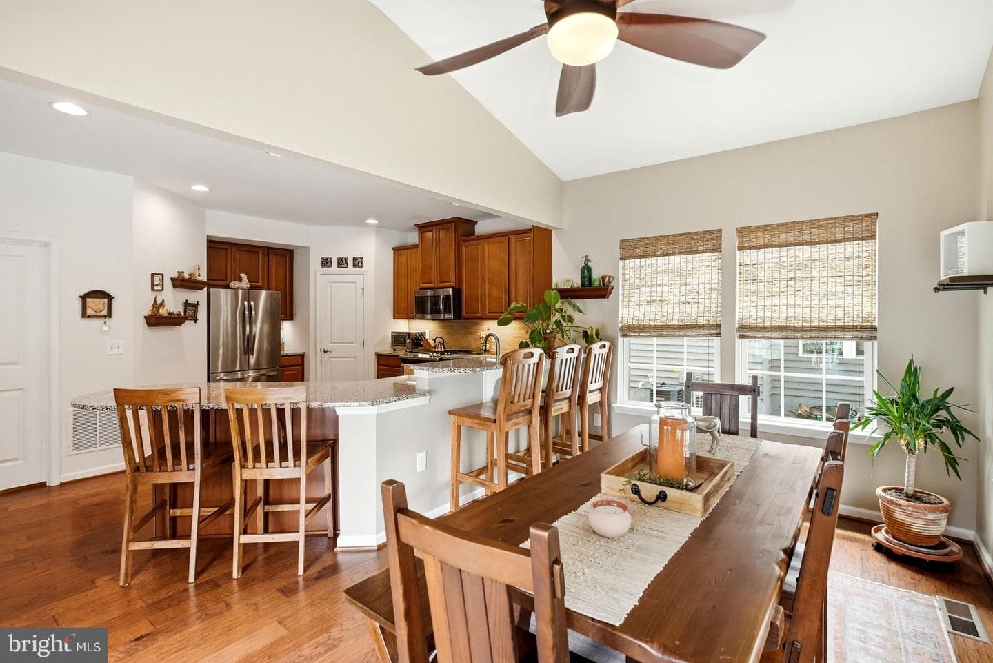 1937 Alamingo Drive photo 27