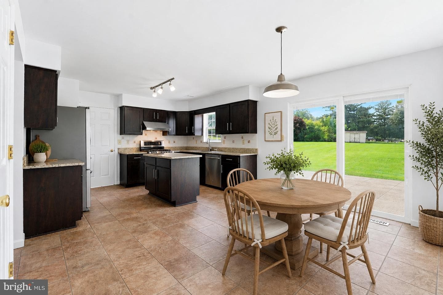 218 Strassburger Road photo 2