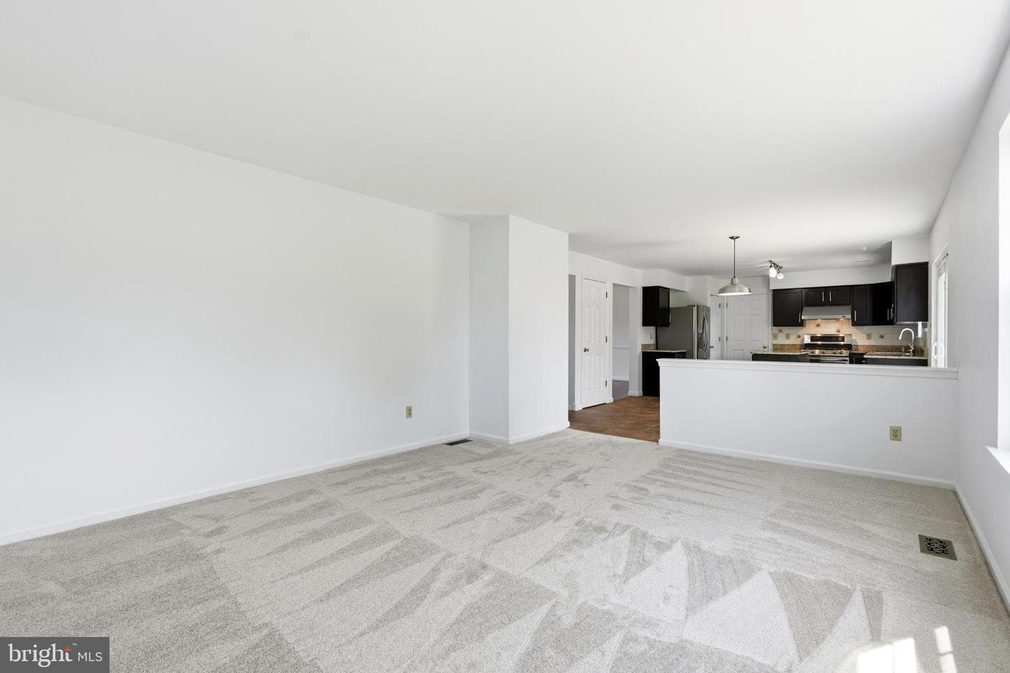 218 Strassburger Road photo 5