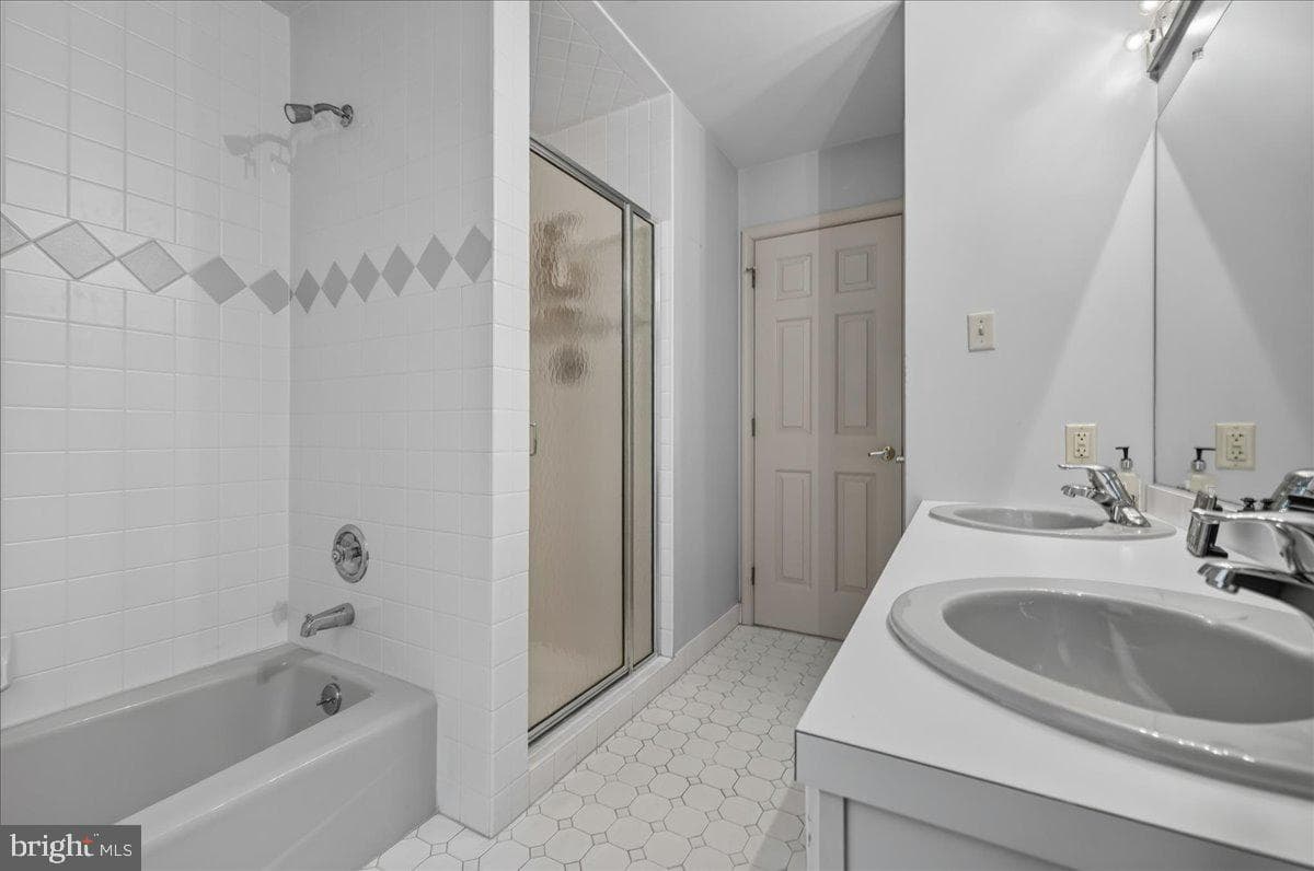 2850 W Fox Chase Circle photo 27