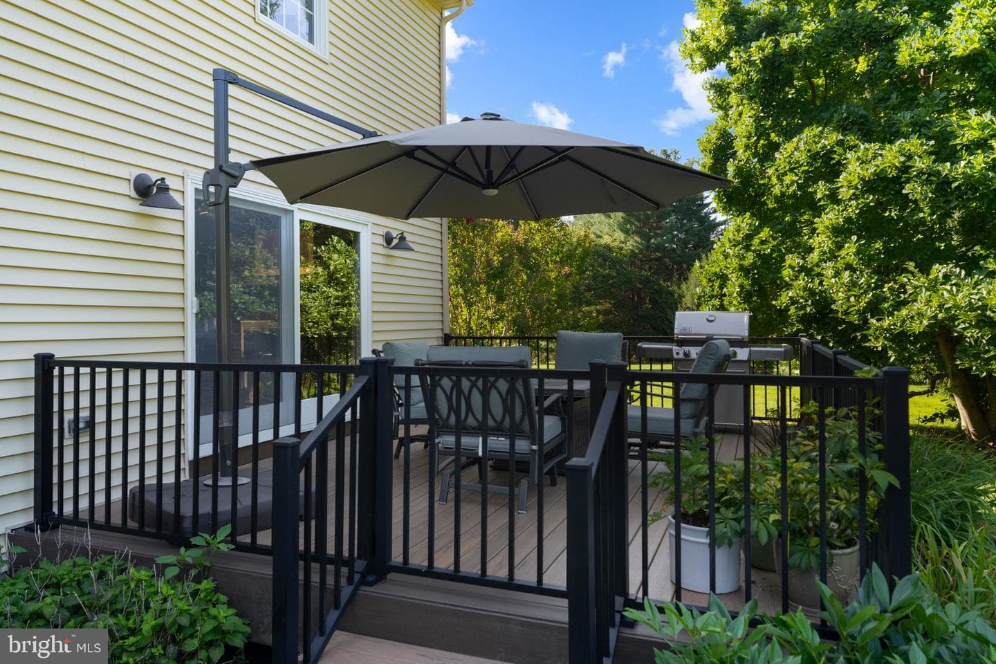 435 Bella Circle photo 17